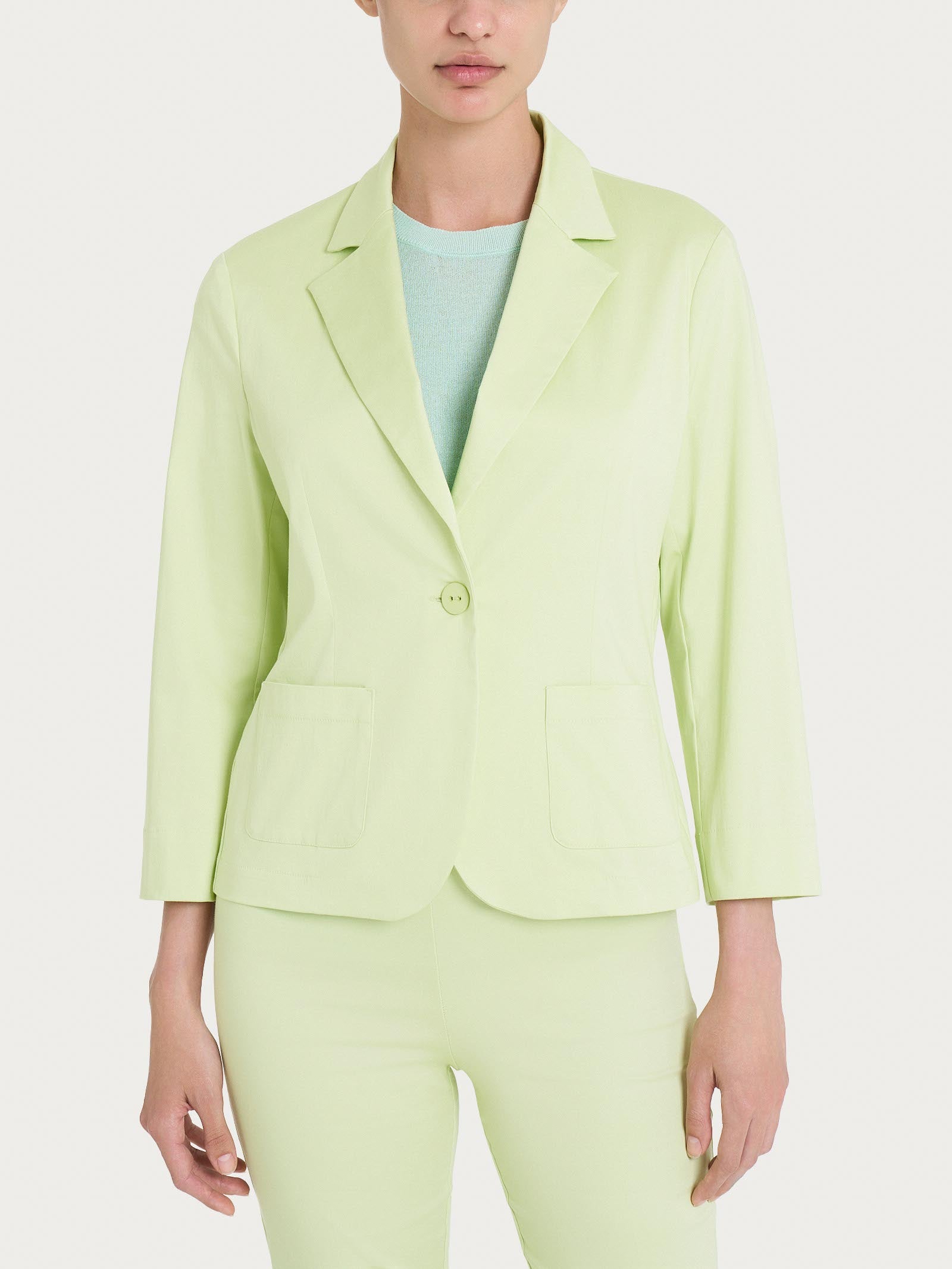 Short blazer with button and 3/4 sleeve in Satin Power Shadow Lime