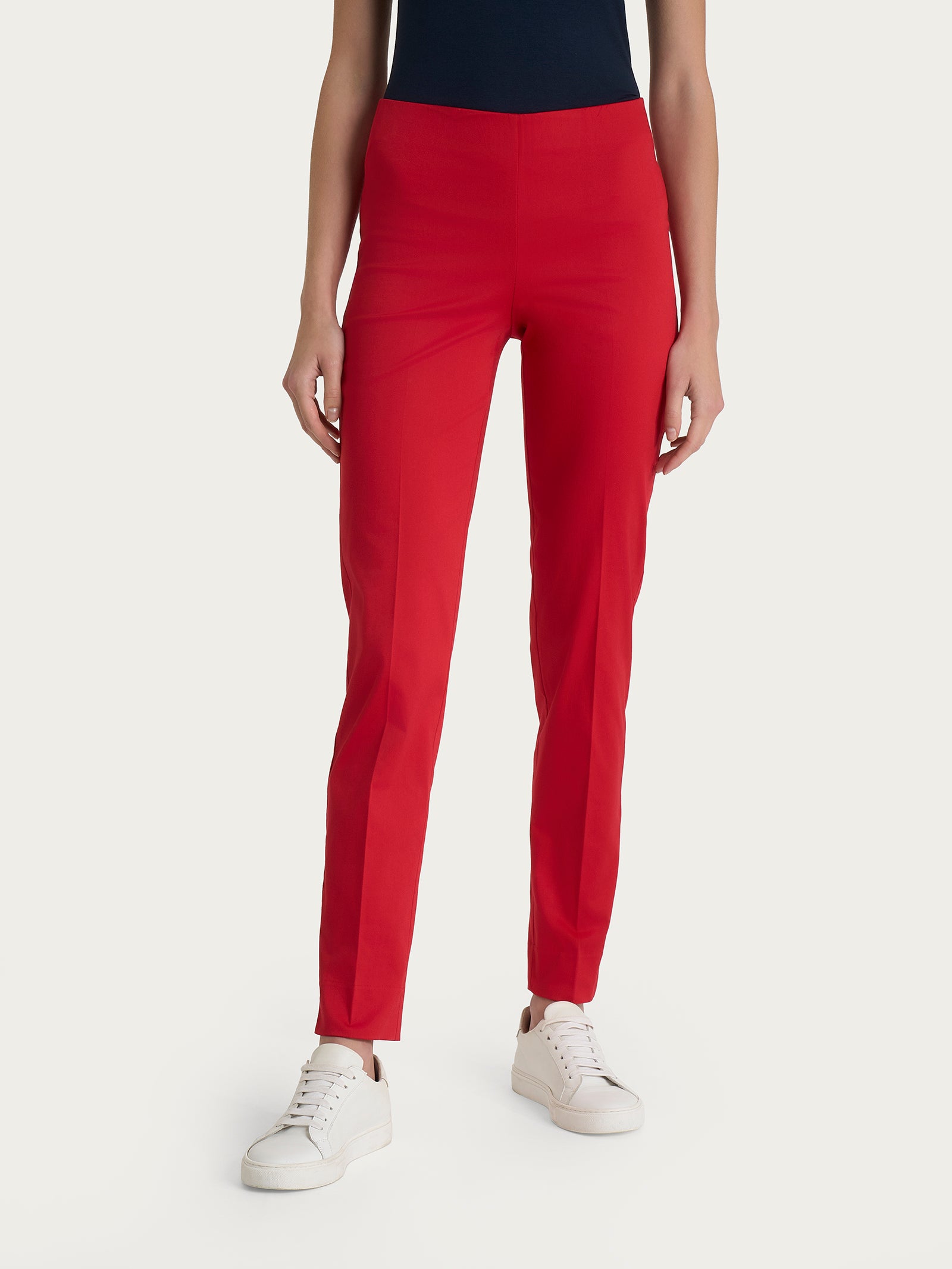 Pantalón estilo pitillo con aberturas En Satin Power Salsa