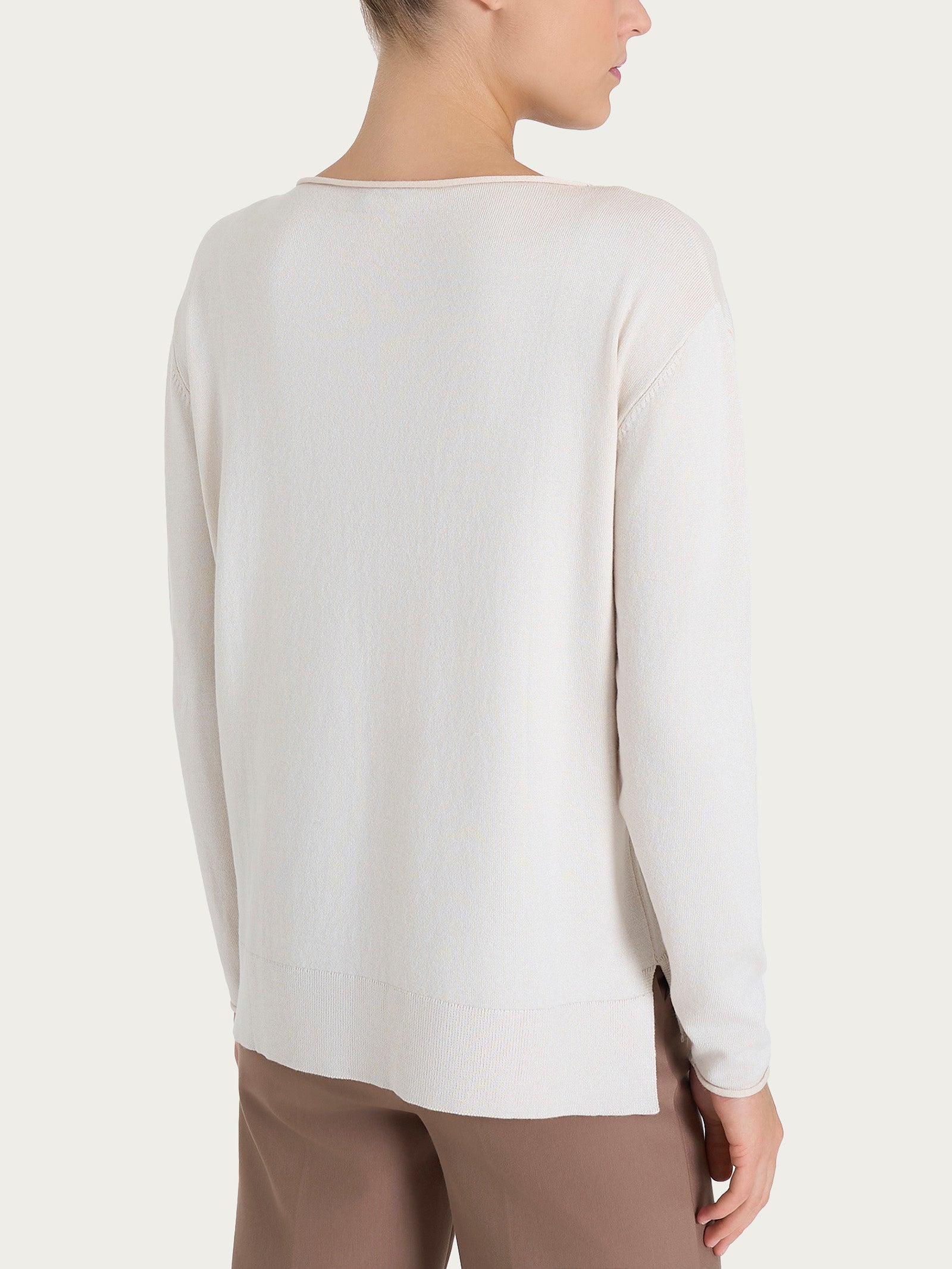 Maglia asimmetrica con scollo a barchetta Four Seasons Bianchi Donna - Ragno