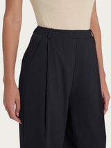 Pantalone a carota con tasche e pinces in Super Fresh Neri Donna - Ragno