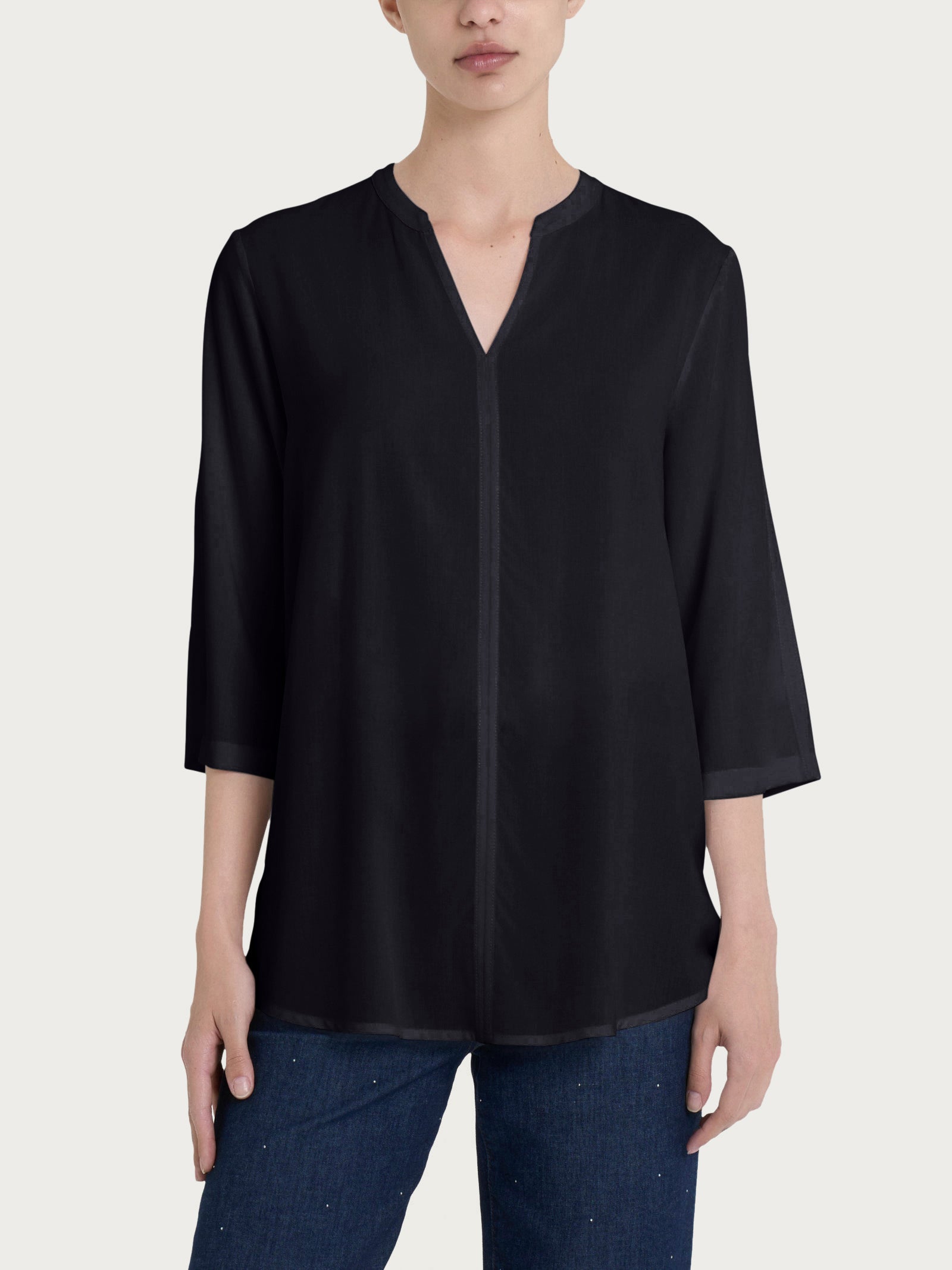 Blusa con collo alla coreana e manica 3/4 in Ecoseta Neri Donna - Ragno