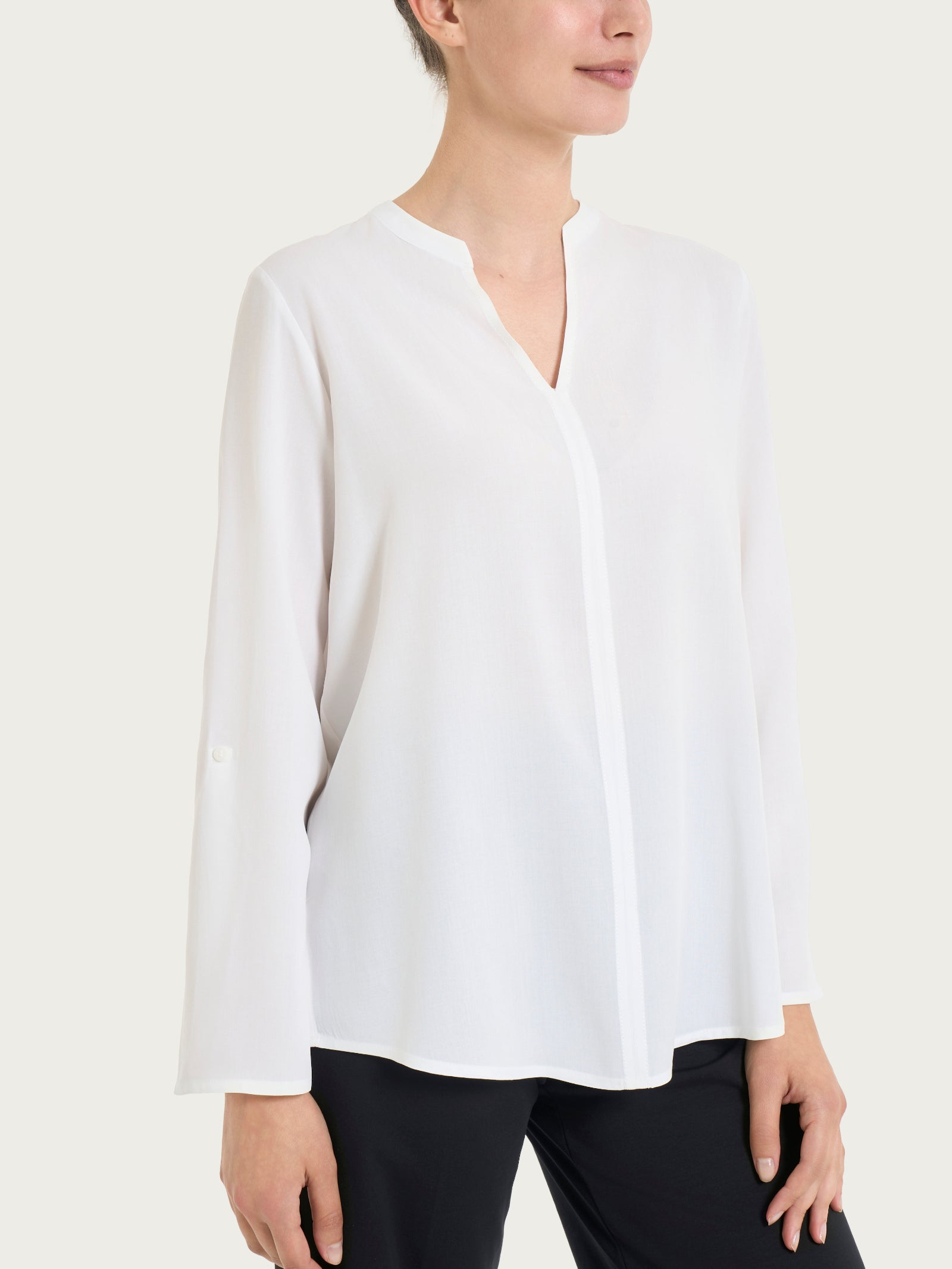 Blusa con collo alla coreana e manica risvoltabile in Ecoseta Bianchi Donna - Ragno