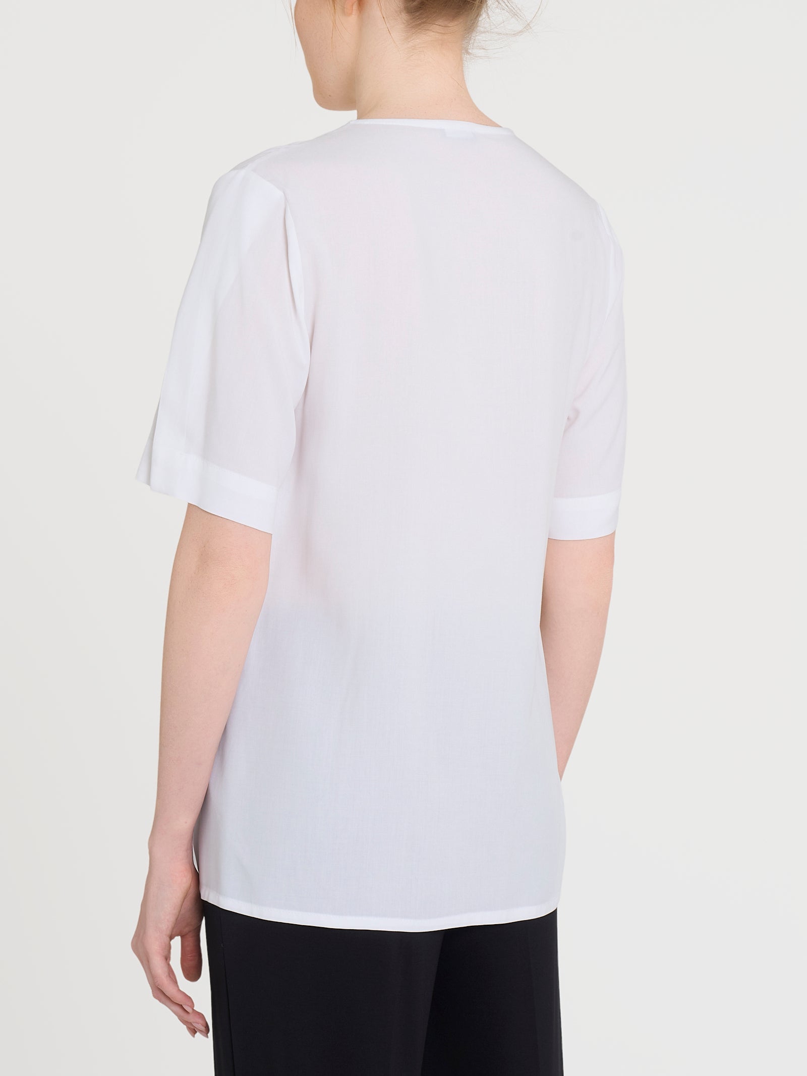 Blusa con scollo a V e manica a petalo in Ecoseta Bianchi Donna - Ragno