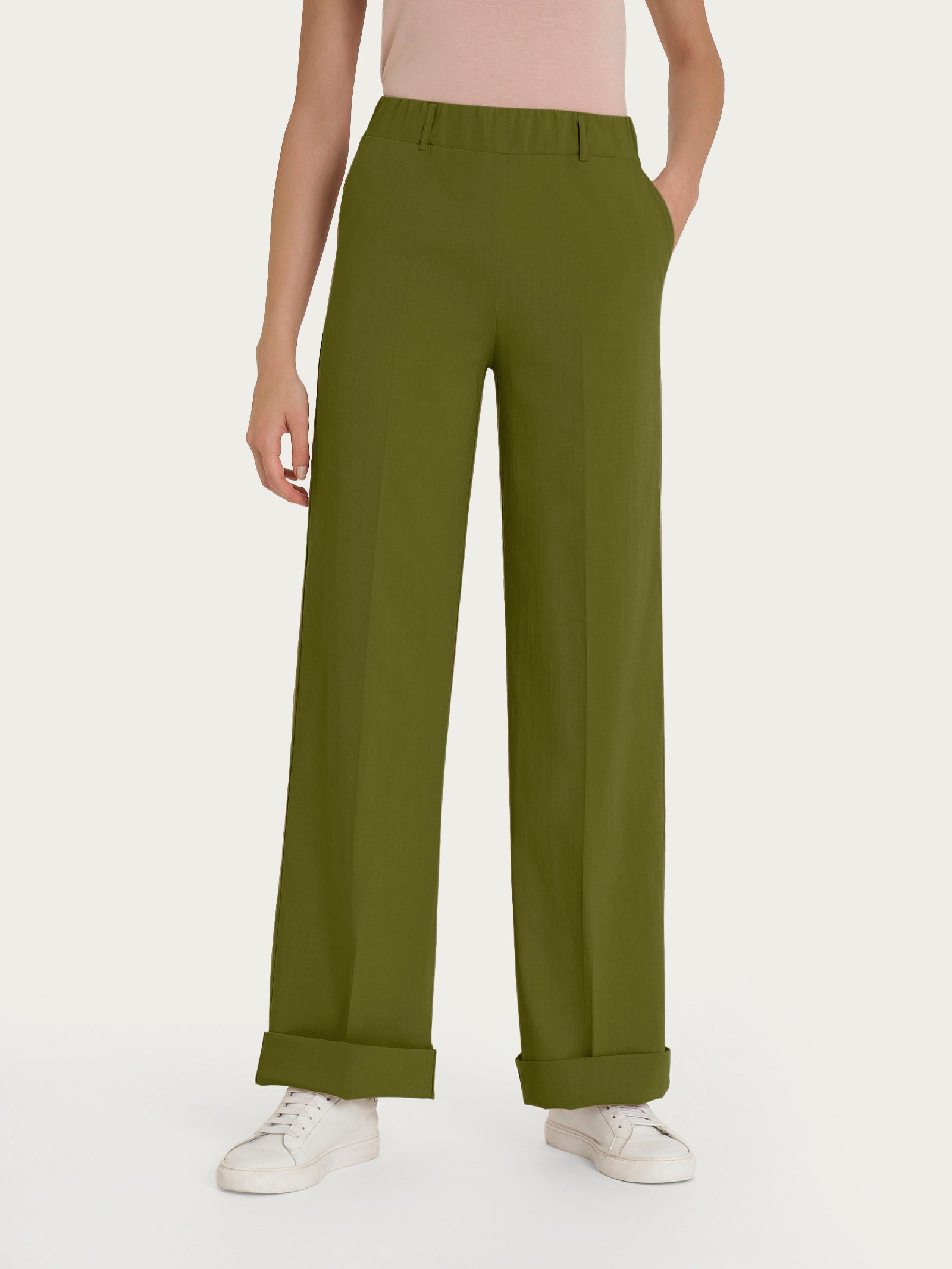 Pantalón ancho con bolsillos en Super Natural Sphagnum