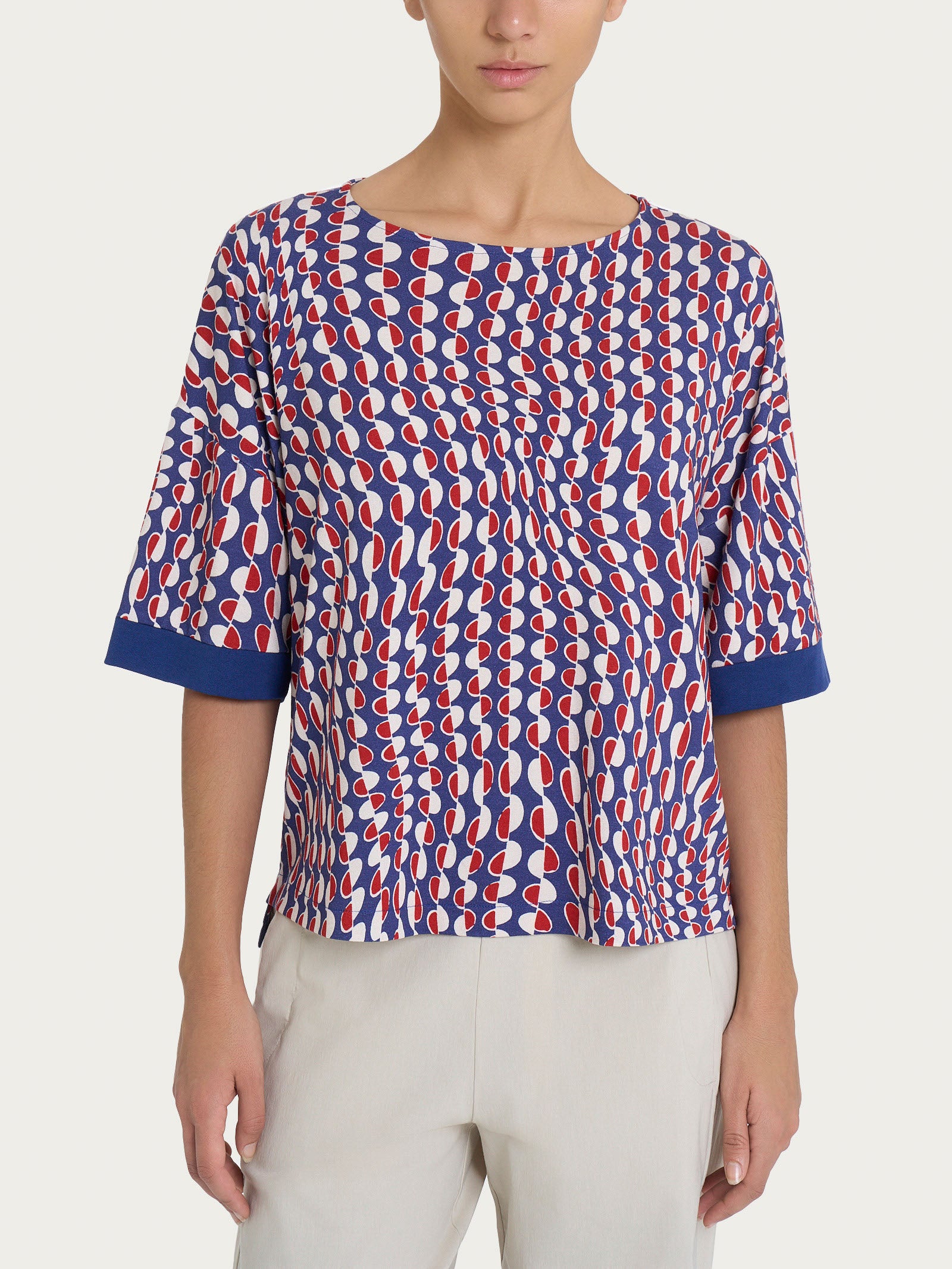 Maglietta girocollo con bordatura e waves pattern in Crêpe   Blu Donna - Ragno
