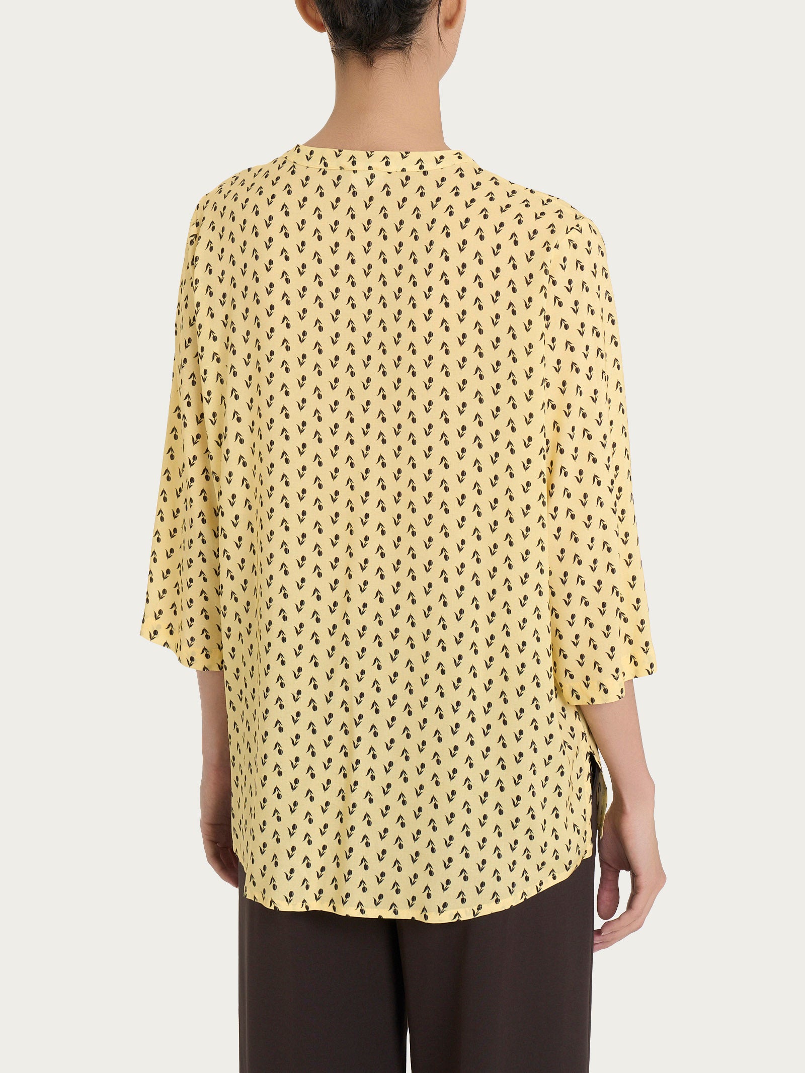 Blusa con scollo a V e tulips pattern in Ecoseta Gialli Donna - Ragno