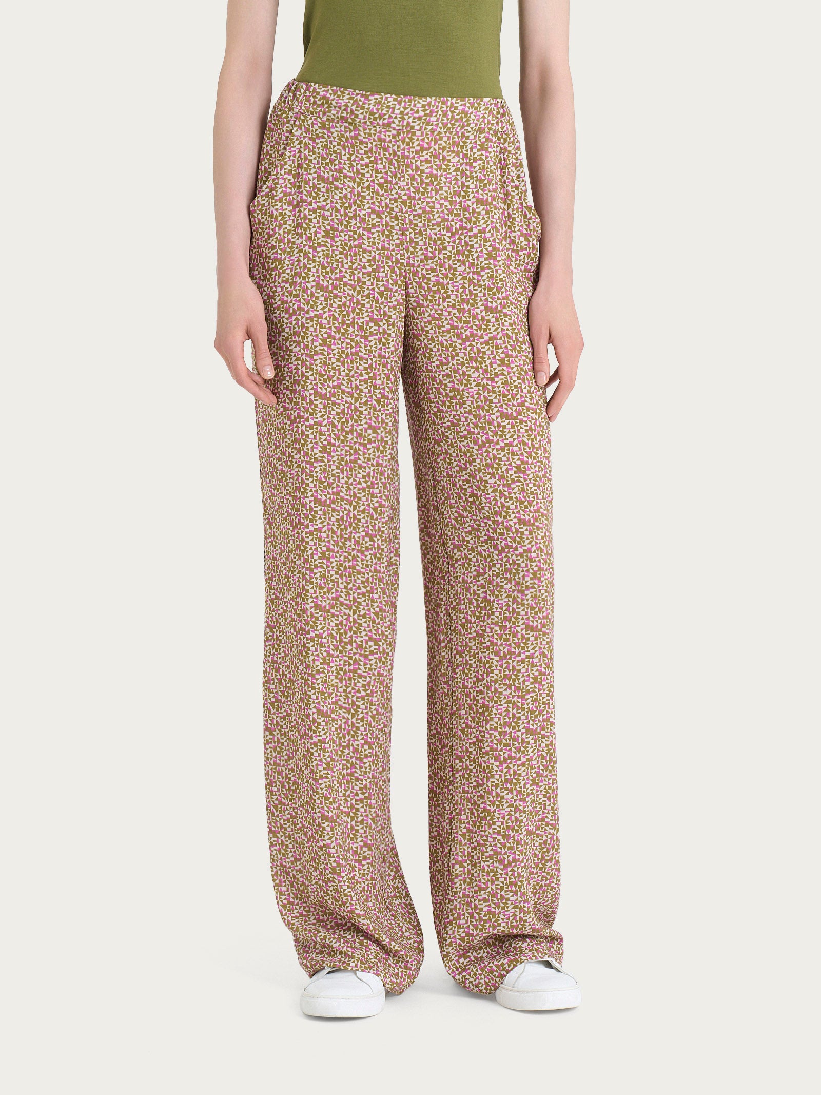 Pantalone ampio con tasche con geometric pattern in Ecoseta  Viola Donna - Ragno