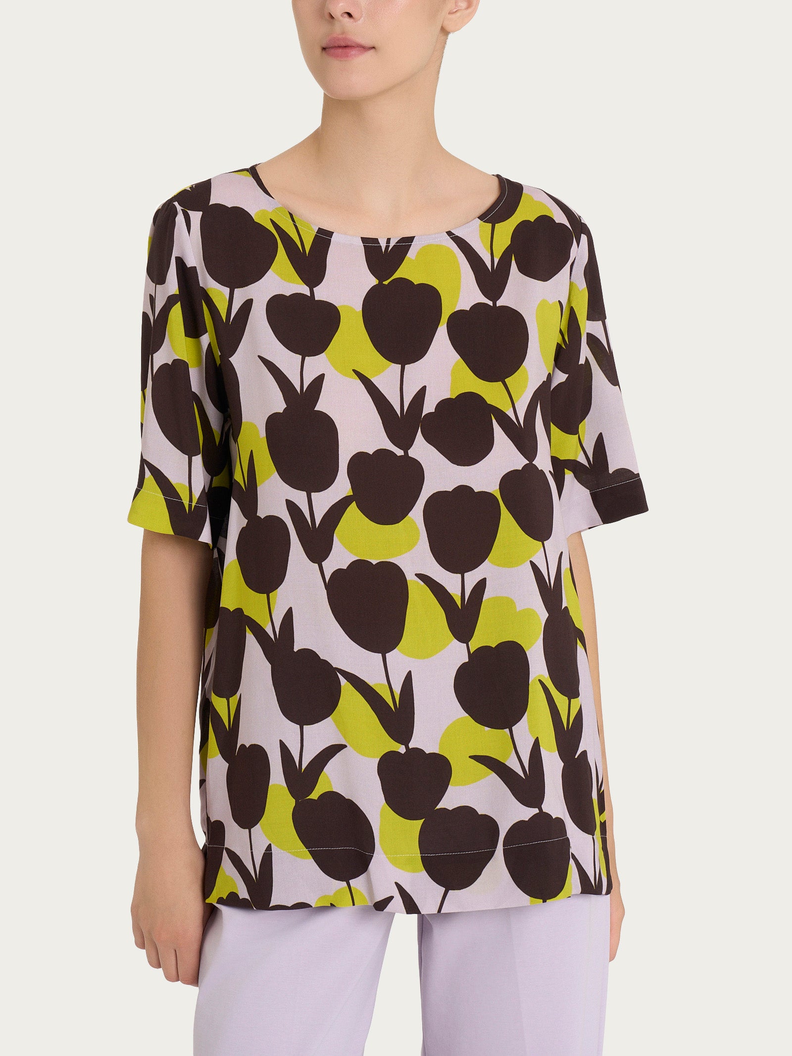 Blusa girocollo con macro tulips pattern in Ecoseta Verdi Donna - Ragno
