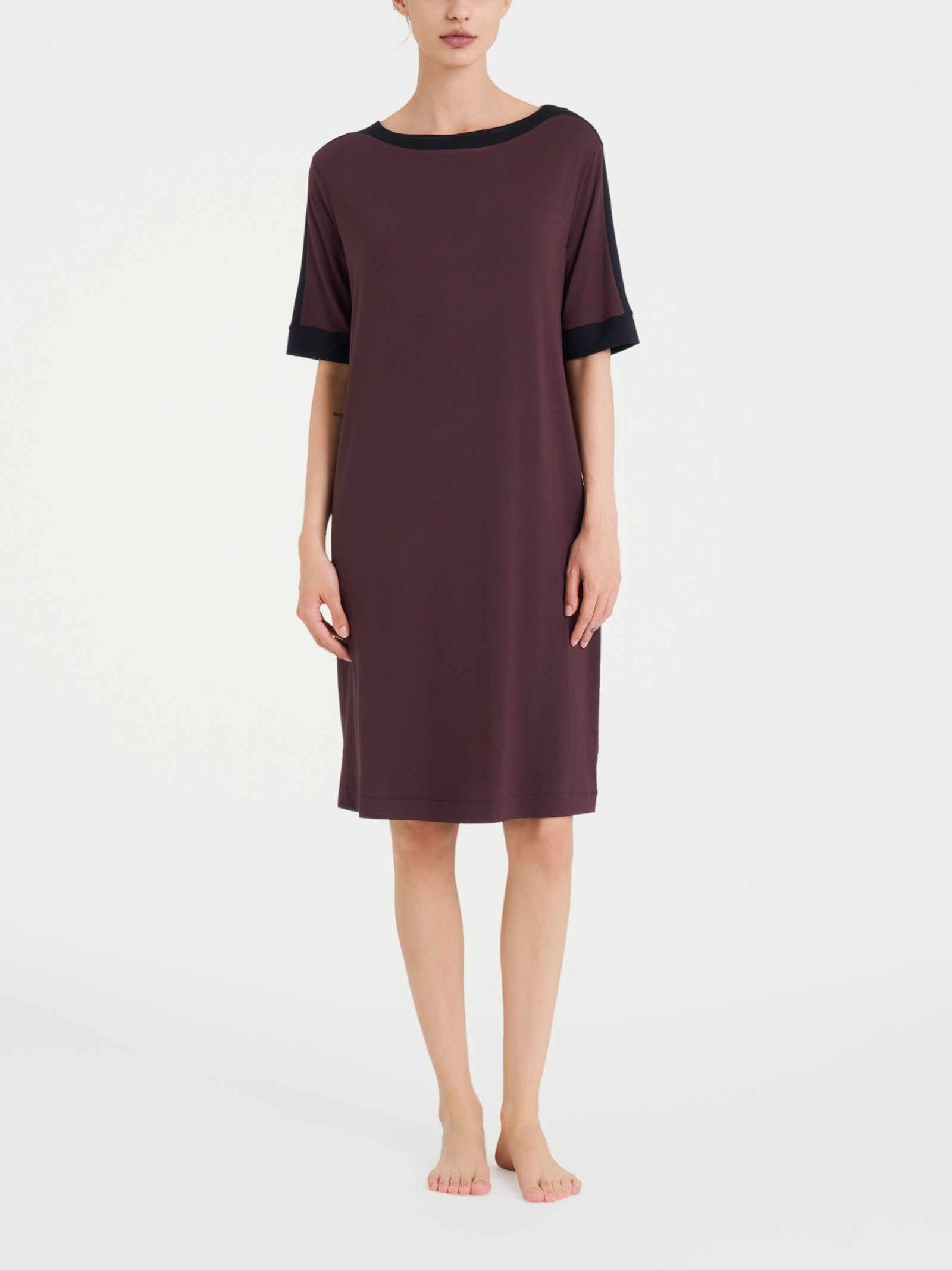 Vestidos de cuello redondo en Viscosa Summer Chicory Coffee