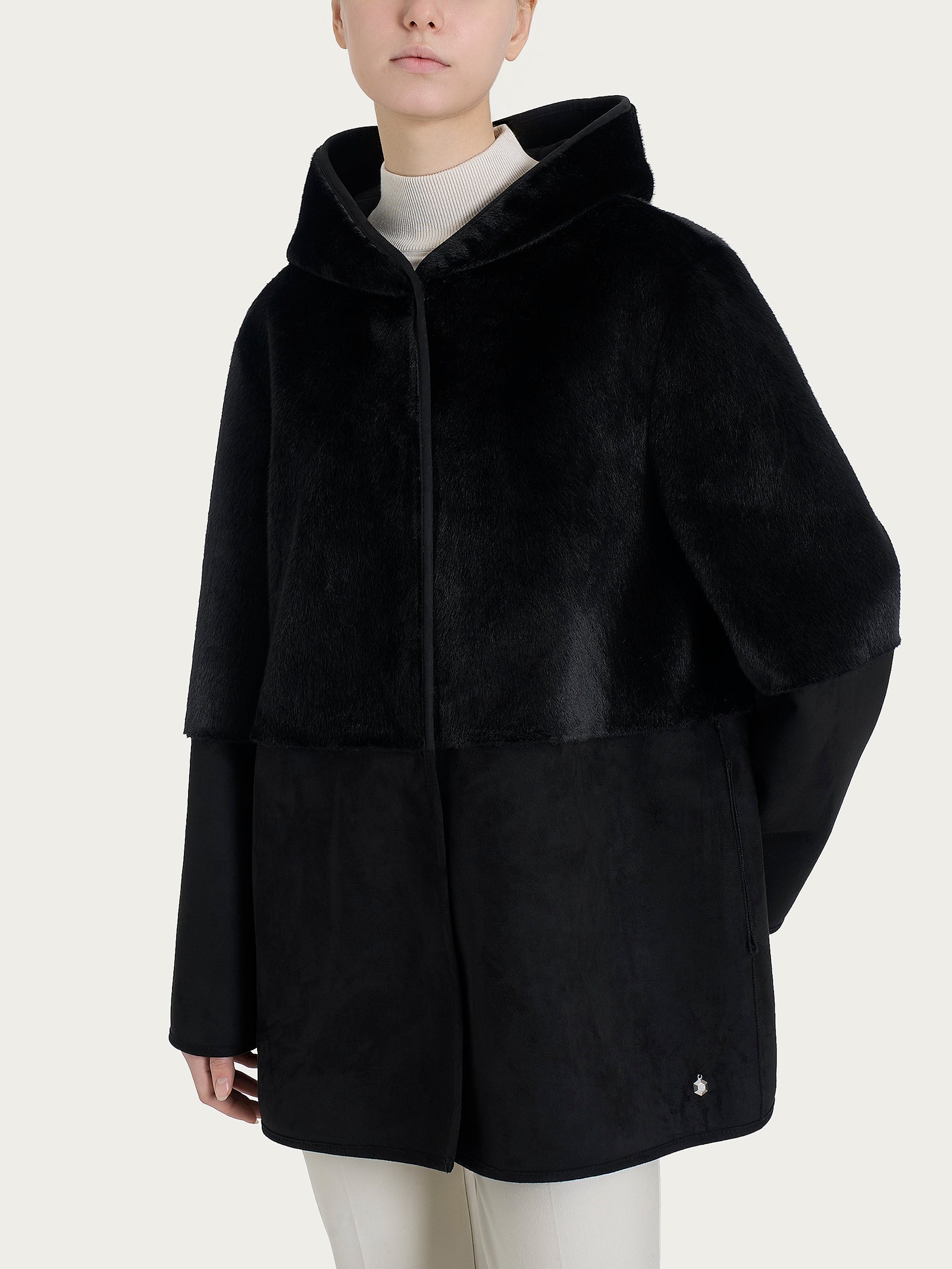 Giacca con cappuccio double-face in Vegan Shearling  Neri Donna - Ragno