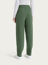 Women's Green Velvet Carrot Pants with Pockets and Pleats - Ragno