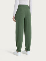 Women's Green Velvet Carrot Pants with Pockets and Pleats - Ragno