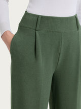 Women's Green Velvet Carrot Pants with Pockets and Pleats - Ragno