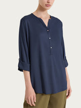 Blusa a serafino con manica risvoltabile in Voile Stretch Blu Donna - Ragno