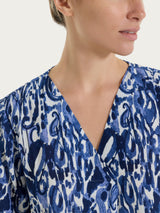 Maglietta con manica al gomito e con fantasia in Crêpe Blu Donna - Ragno