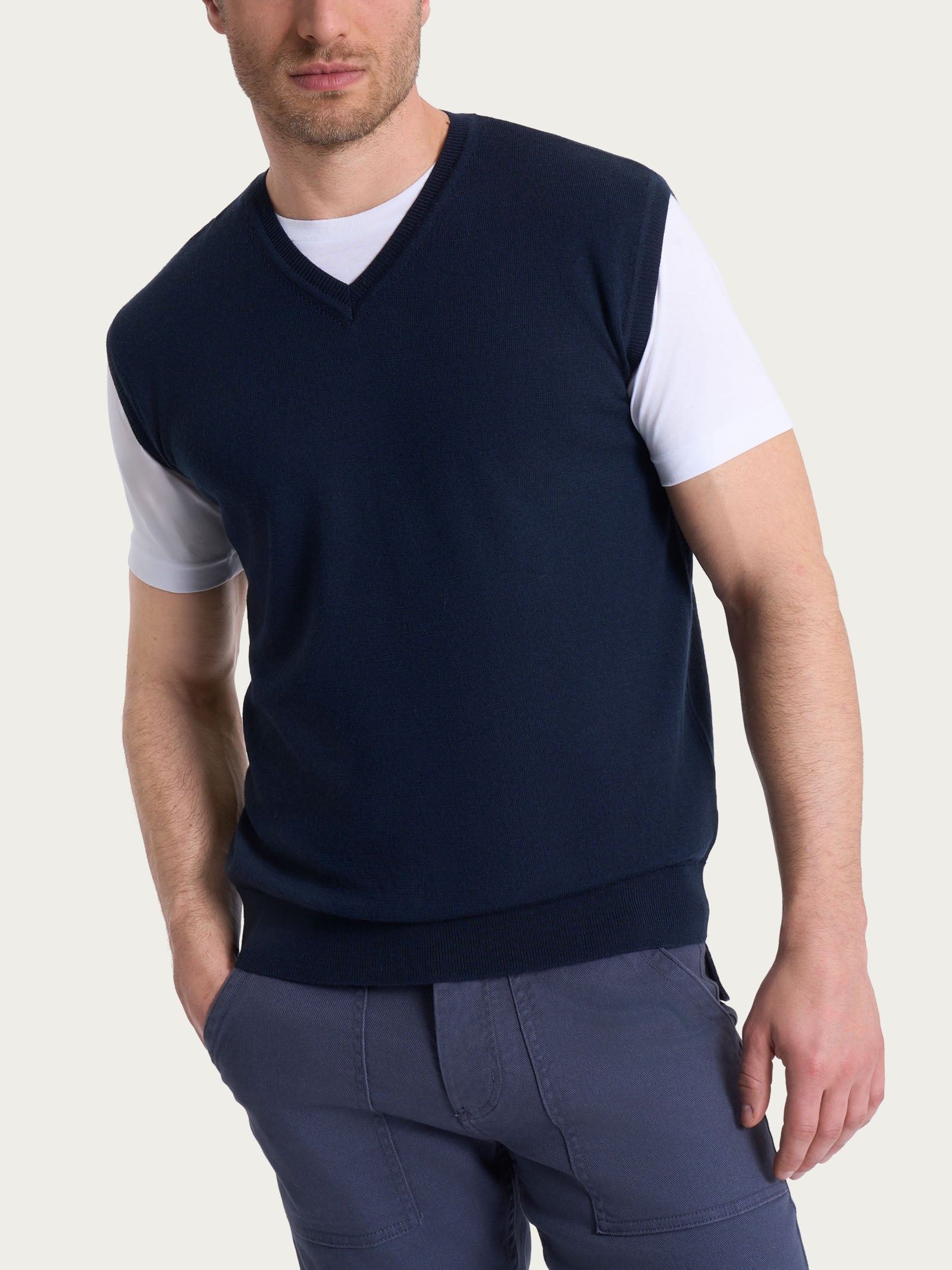 Pull smanicato con scollo a V in maglia unita in Merino Soft Blu Uomo - Ragno