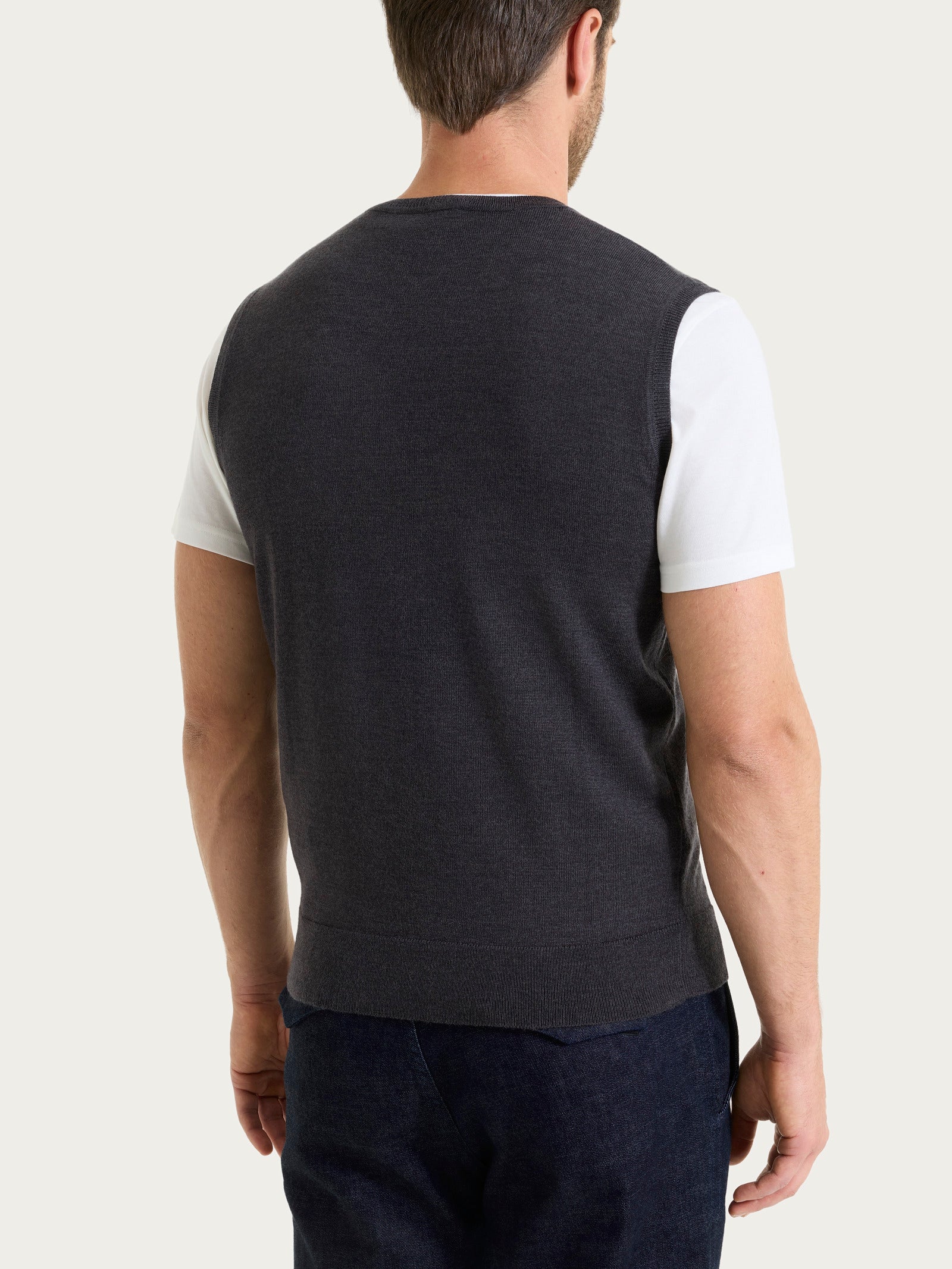 Pull smanicato con scollo a V in maglia unita in Merino Soft Neri Uomo - Ragno