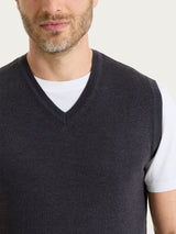 Pull smanicato con scollo a V in maglia unita in Merino Soft Neri Uomo - Ragno