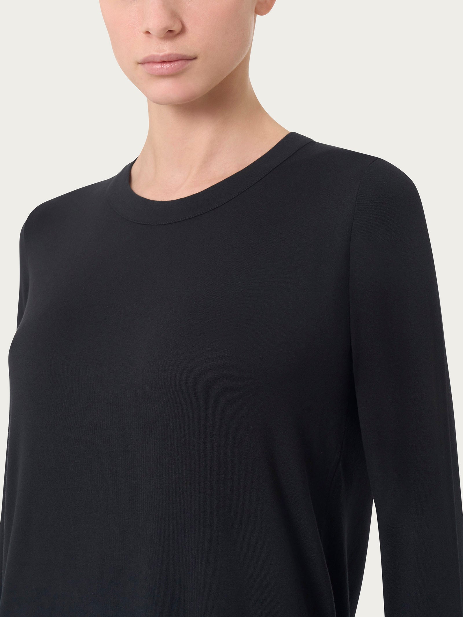 Maglietta girocollo con manica lunga in Eco Viscosa Neri Donna - Ragno