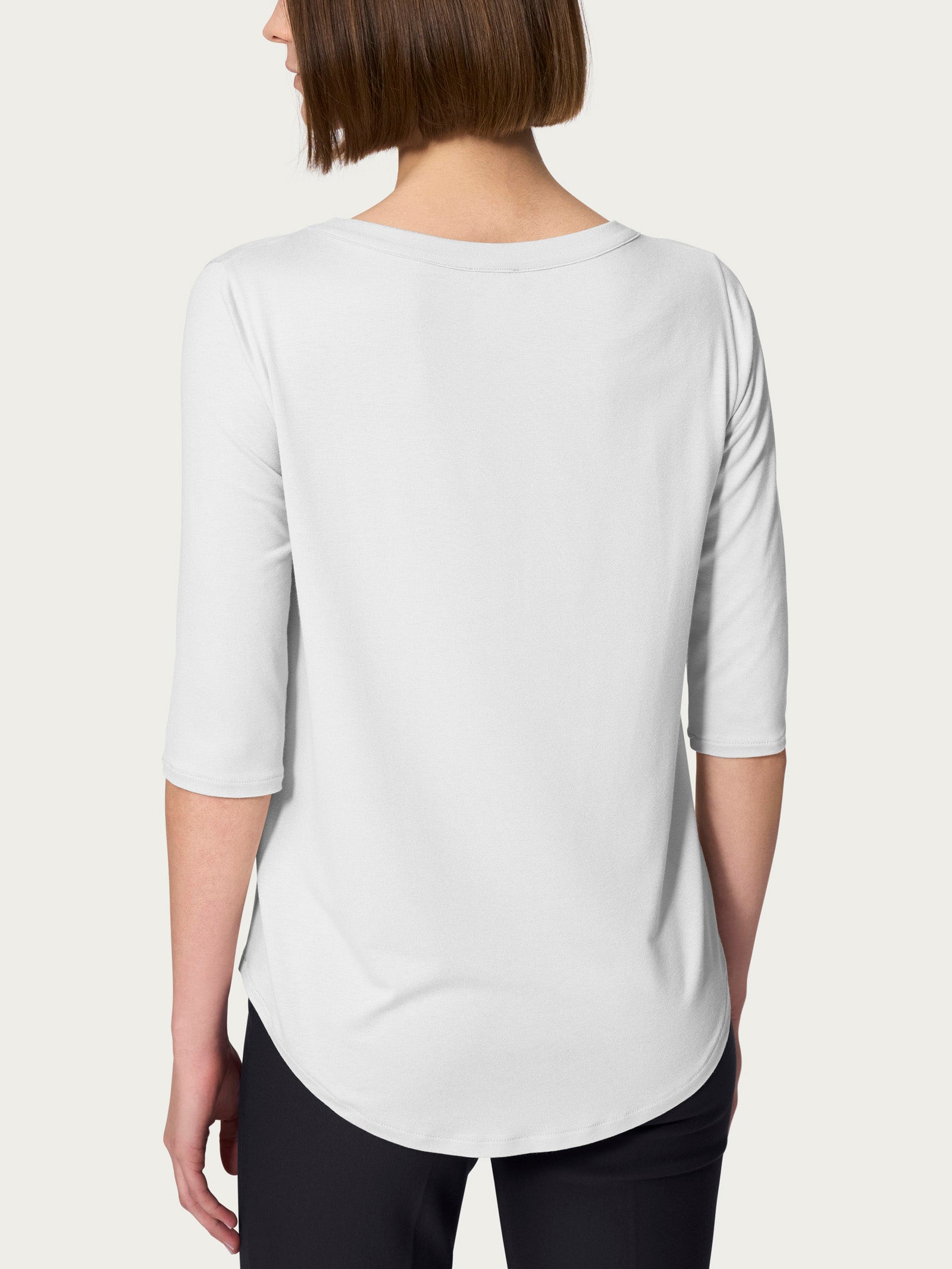 T-SHIRT DONNA| MANICA LUNGA| PROFONDO GIROCOLLO | BIANCA | MANTIS | 125 GR T-SHIRT DONNA| MANICA LUNGA| PROFONDO GIROCOLLO | BIANCA | MANTIS | 125 GR