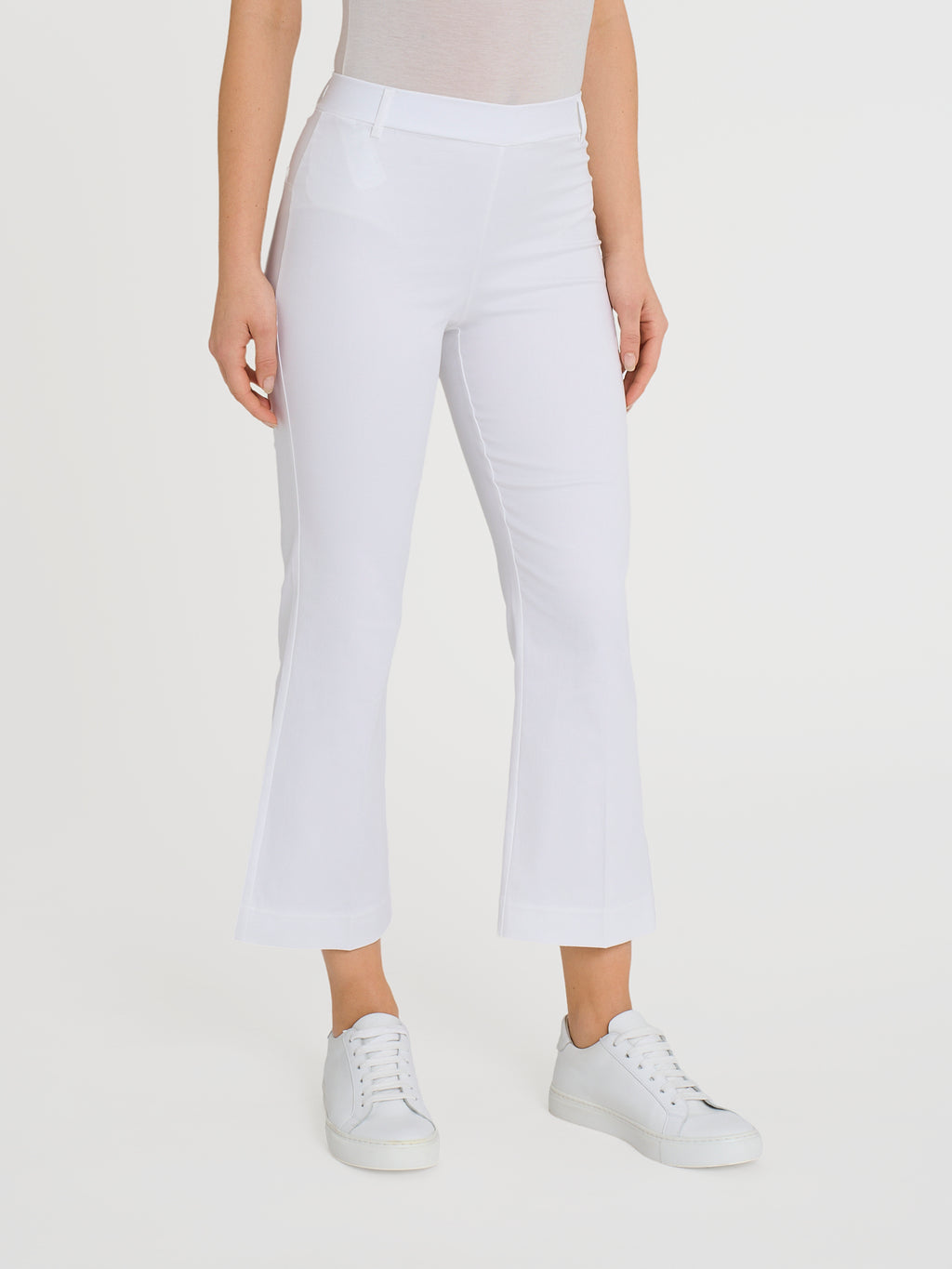 Pantalone flare alla caviglia in Satin Power Bianco – Ragno