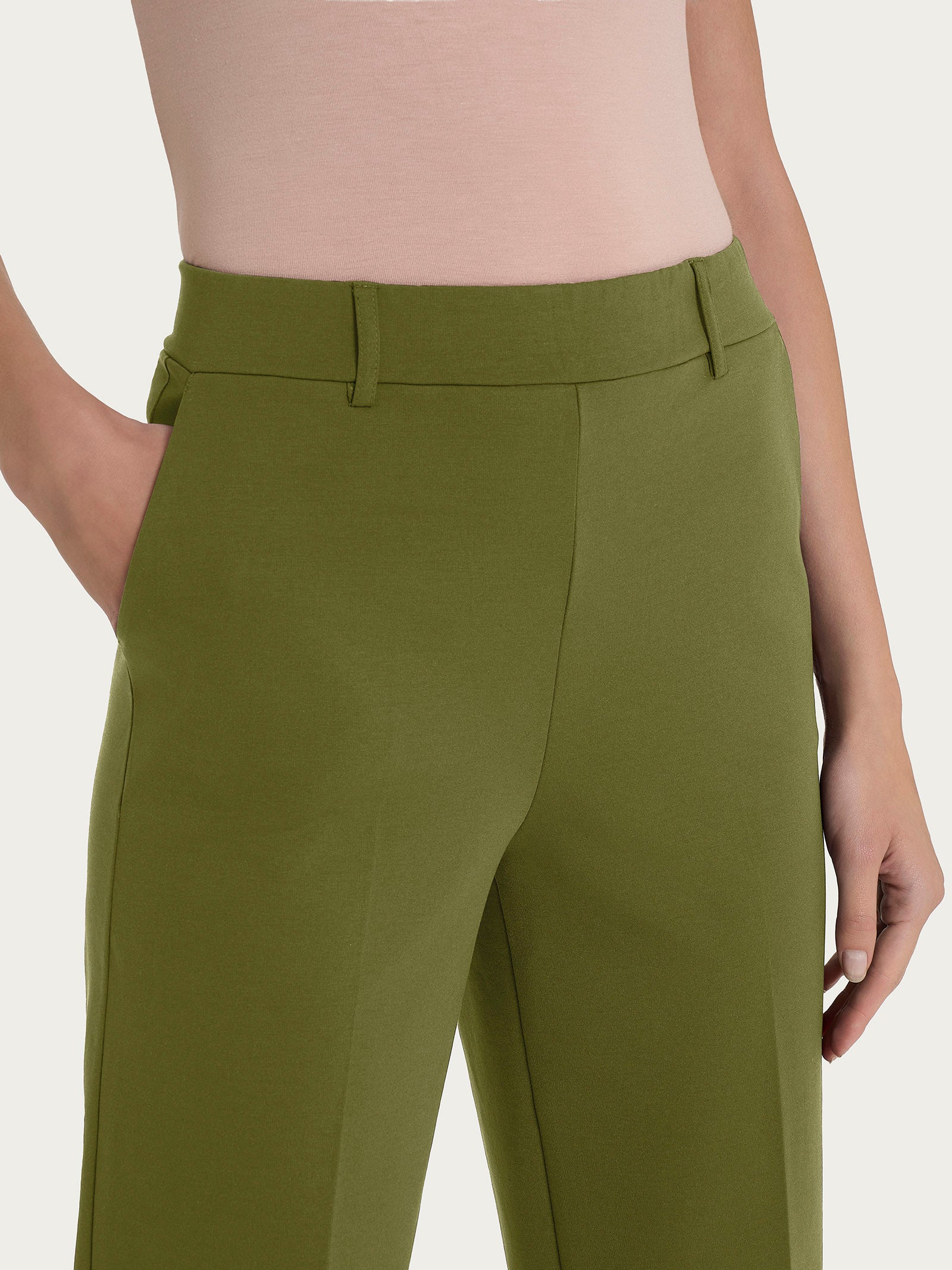 Pantalone a carota con tasche in Compact Light  Verdi Donna - Ragno