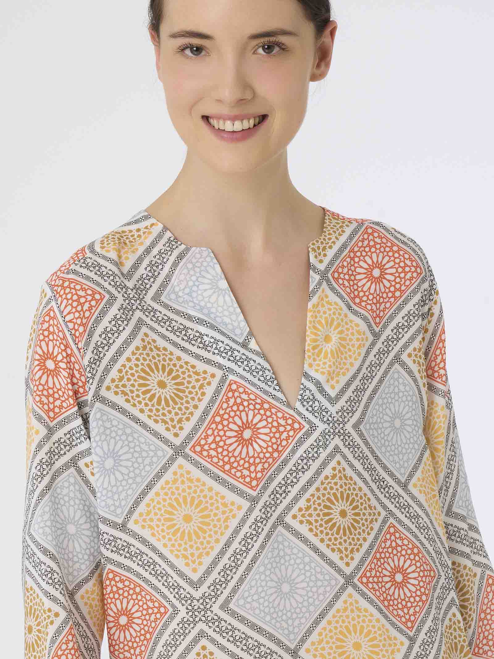 Blusa con stampa geometrica in mussola di EcoSeta -  - Ragno