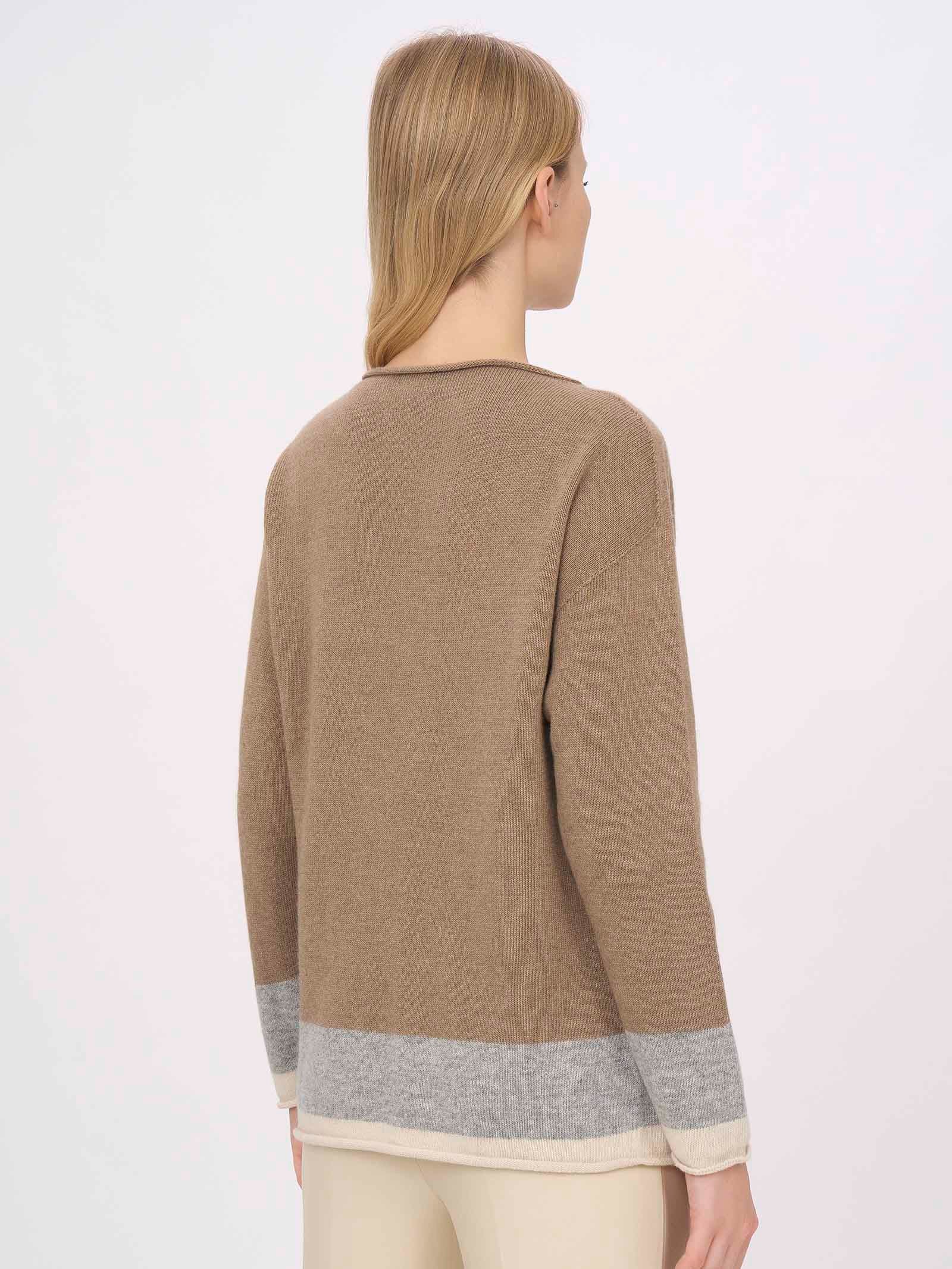 Pullover con collo a barchetta in Cashmere Blend -  - Ragno