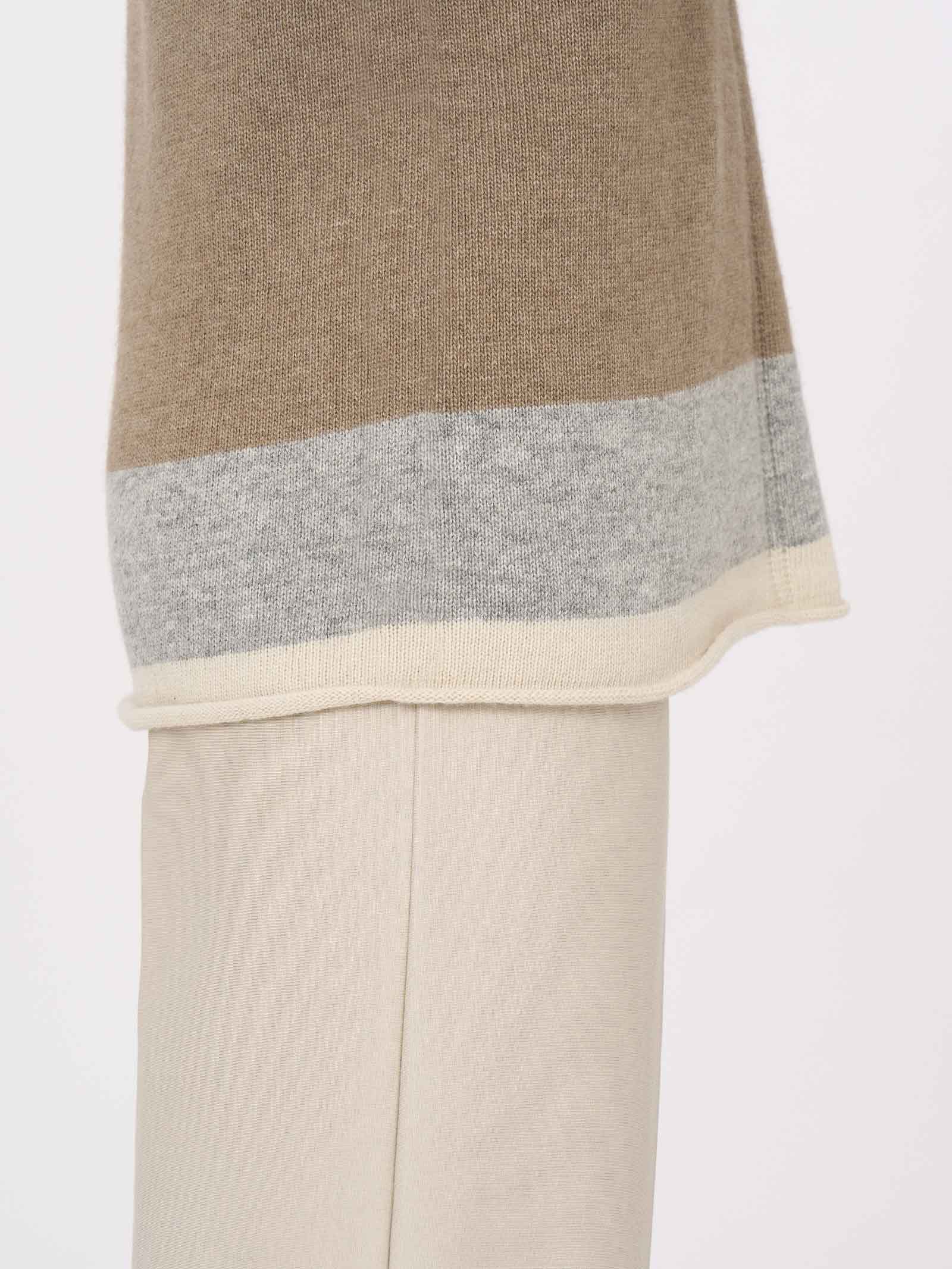 Pullover con collo a barchetta in Cashmere Blend -  - Ragno