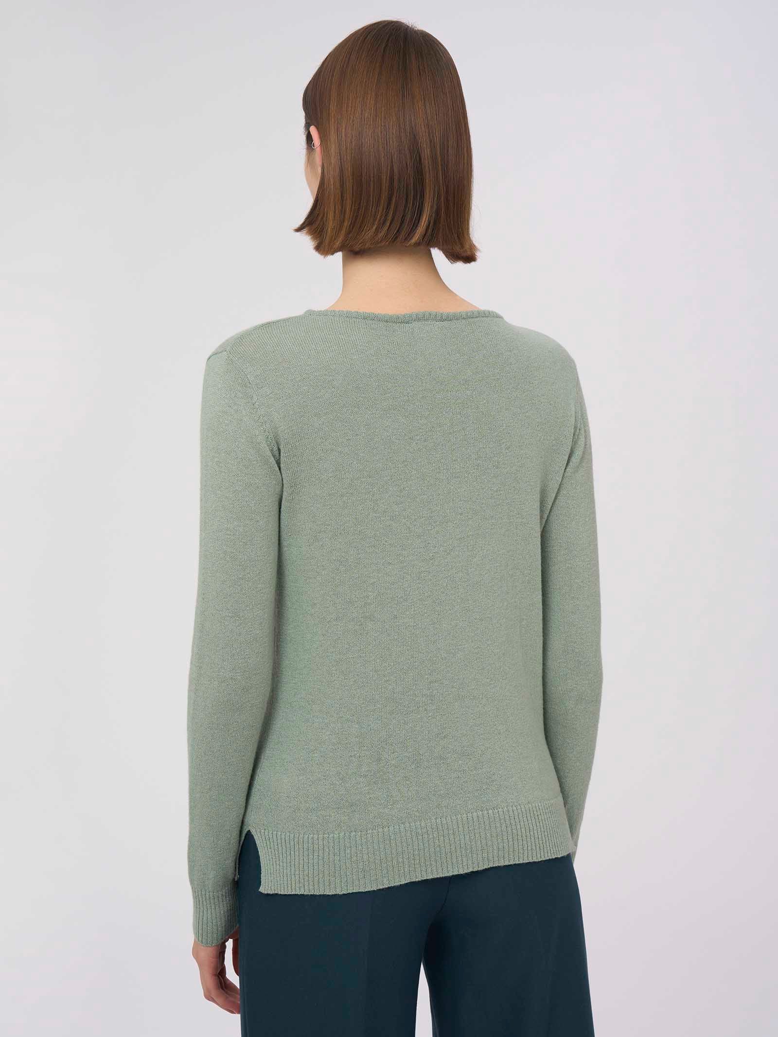 Maglia con scollo barchetta in filato Nice Wool -  - Ragno