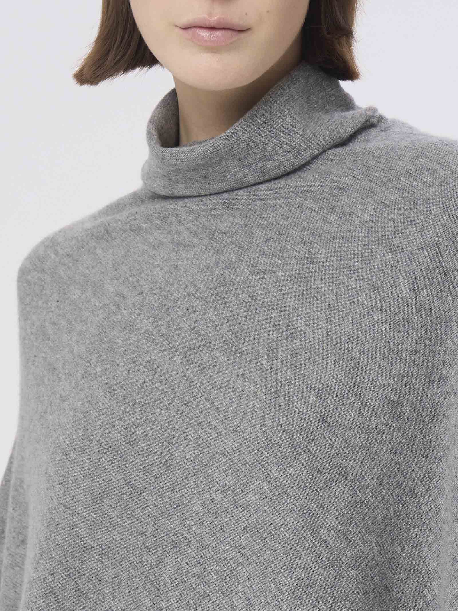 Poncho in filato Cashmerino -  - Ragno