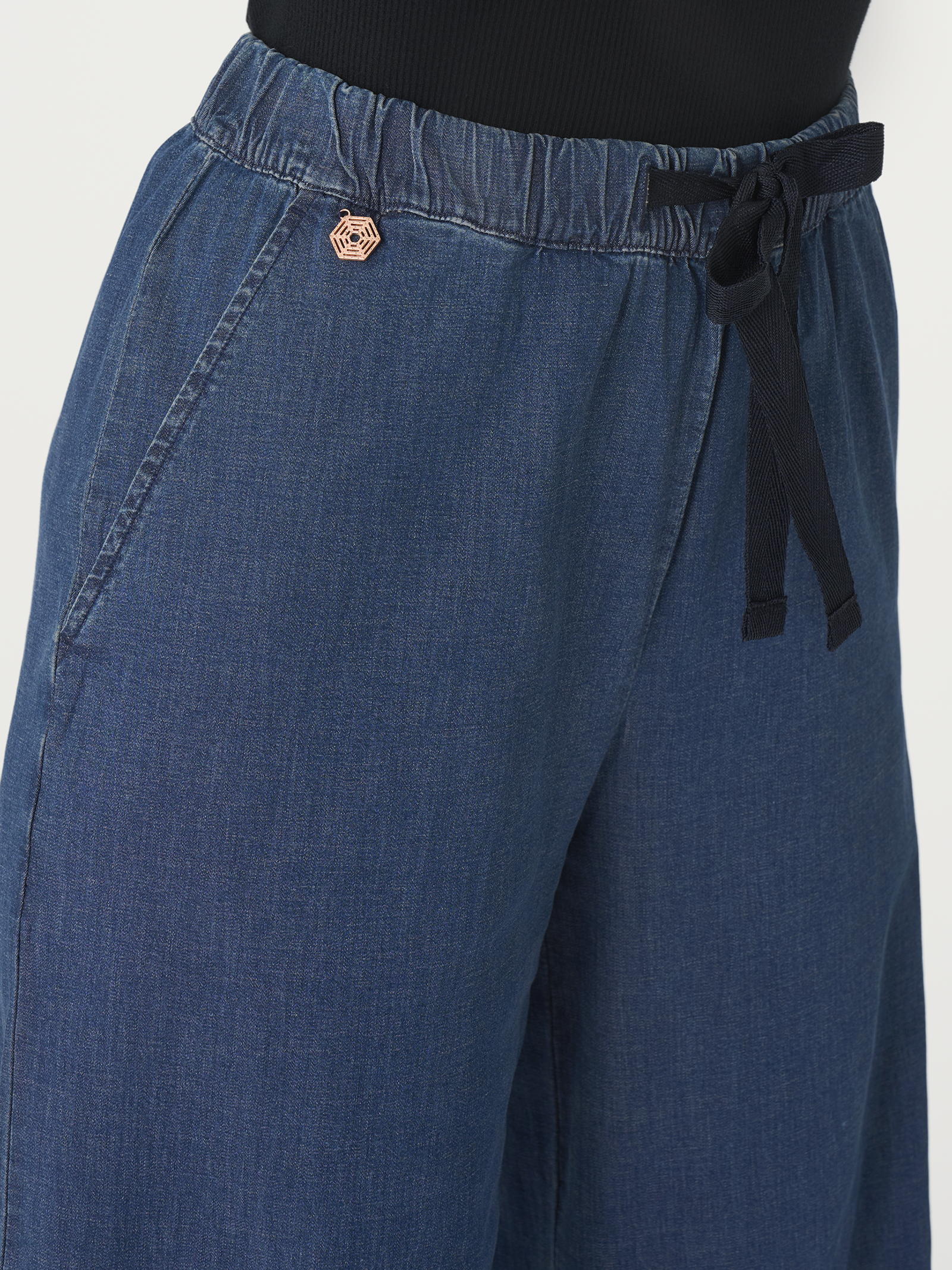 Jeans ampio alla caviglia con tasche in Super Light Denim Viola Donna - Ragno