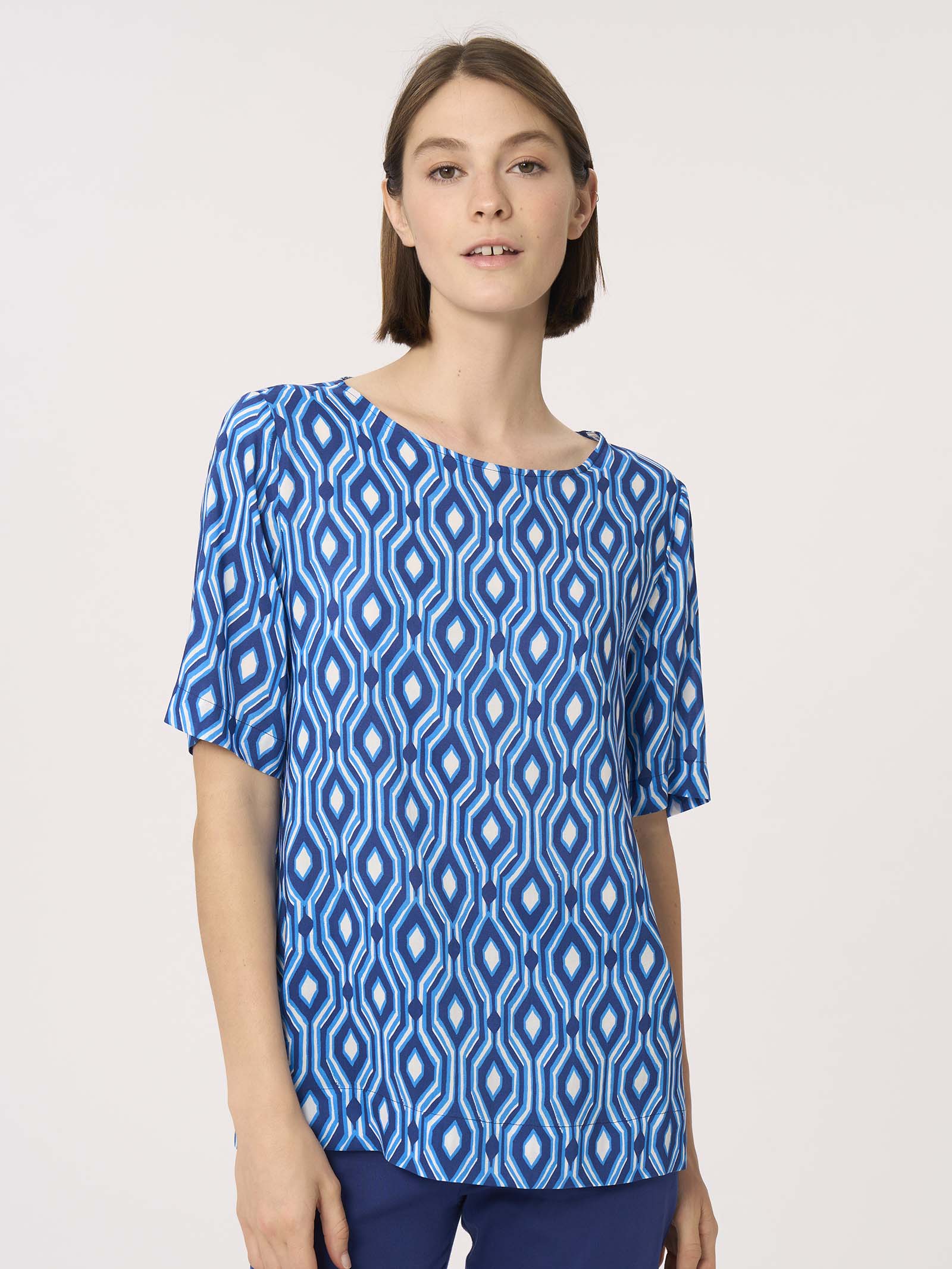 Blusa girocollo con maniche corte in Ecoseta -  - Ragno