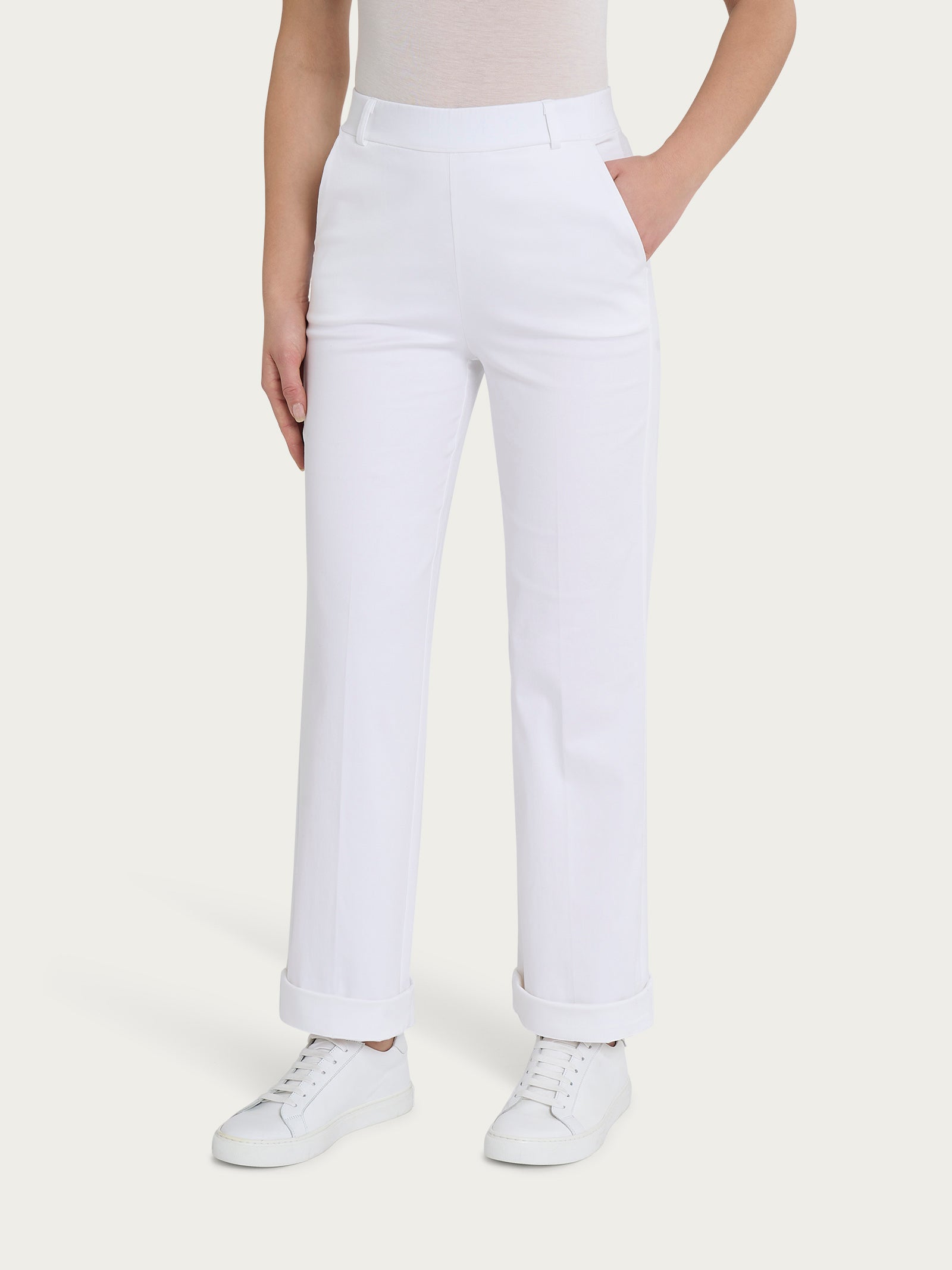 Straight Pants with Pockets and Lapels in Satin Power - White – Ragno