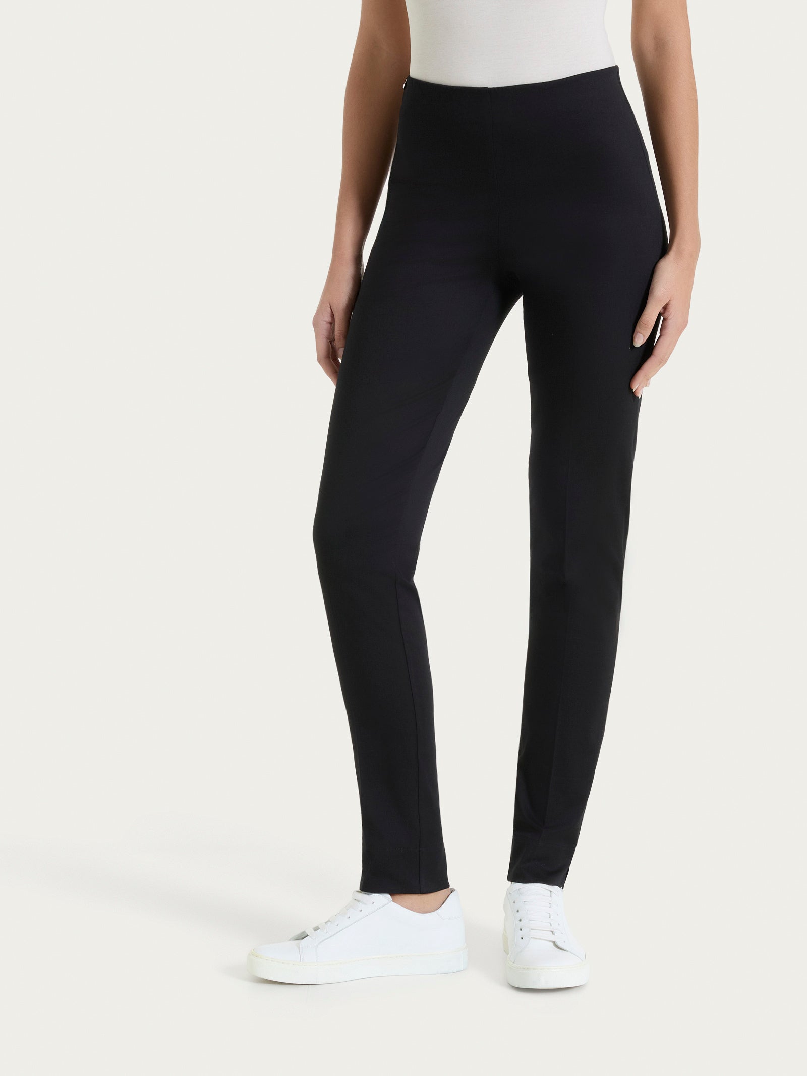 Pantalone a sigaretta con spacchetti in Satin Power Neri Donna - Ragno