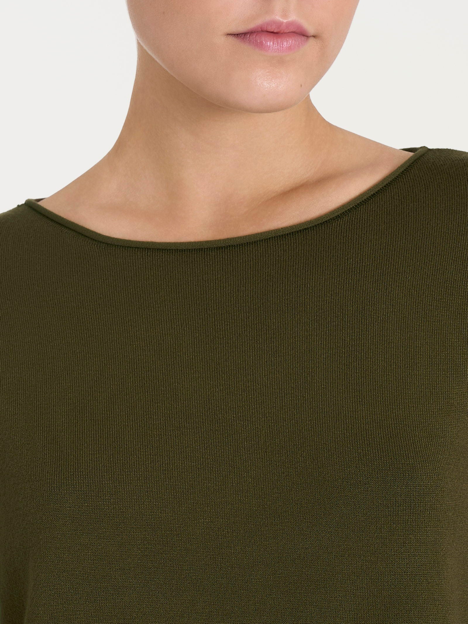 Maglia asimmetrica con scollo a barchetta Four Seasons Verdi Donna - Ragno