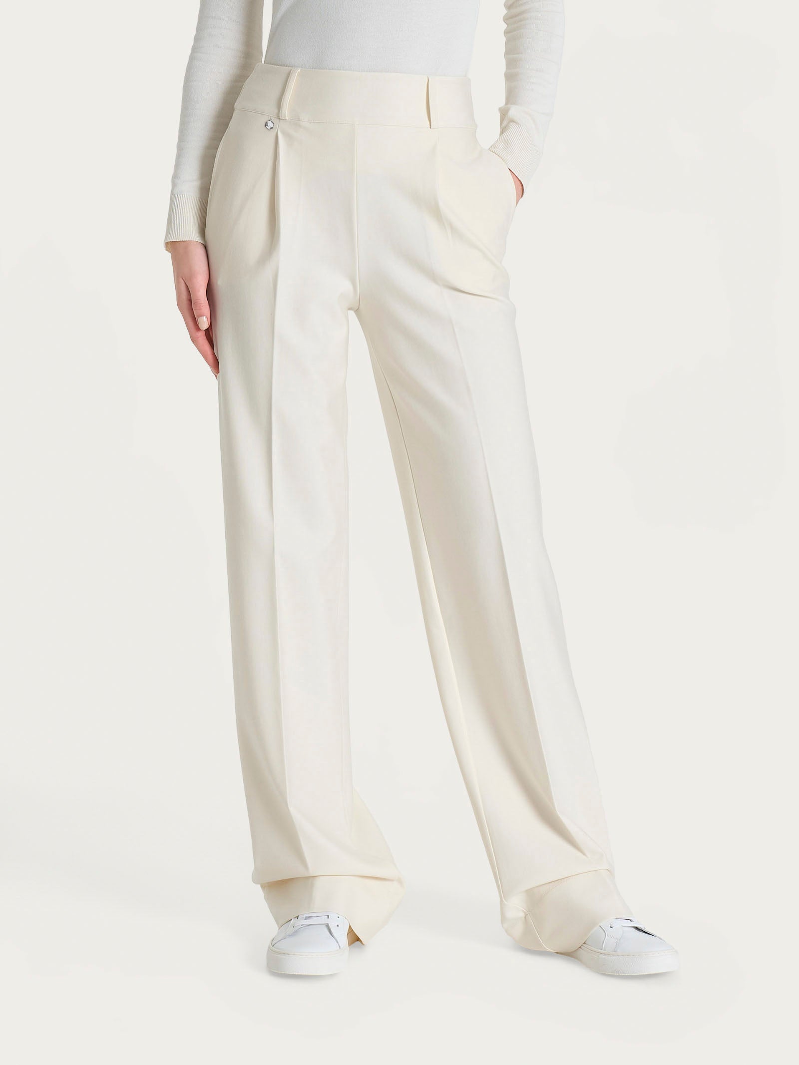 Pantalone ampio con tasche e pinces in Compact  Bianchi Donna - Ragno