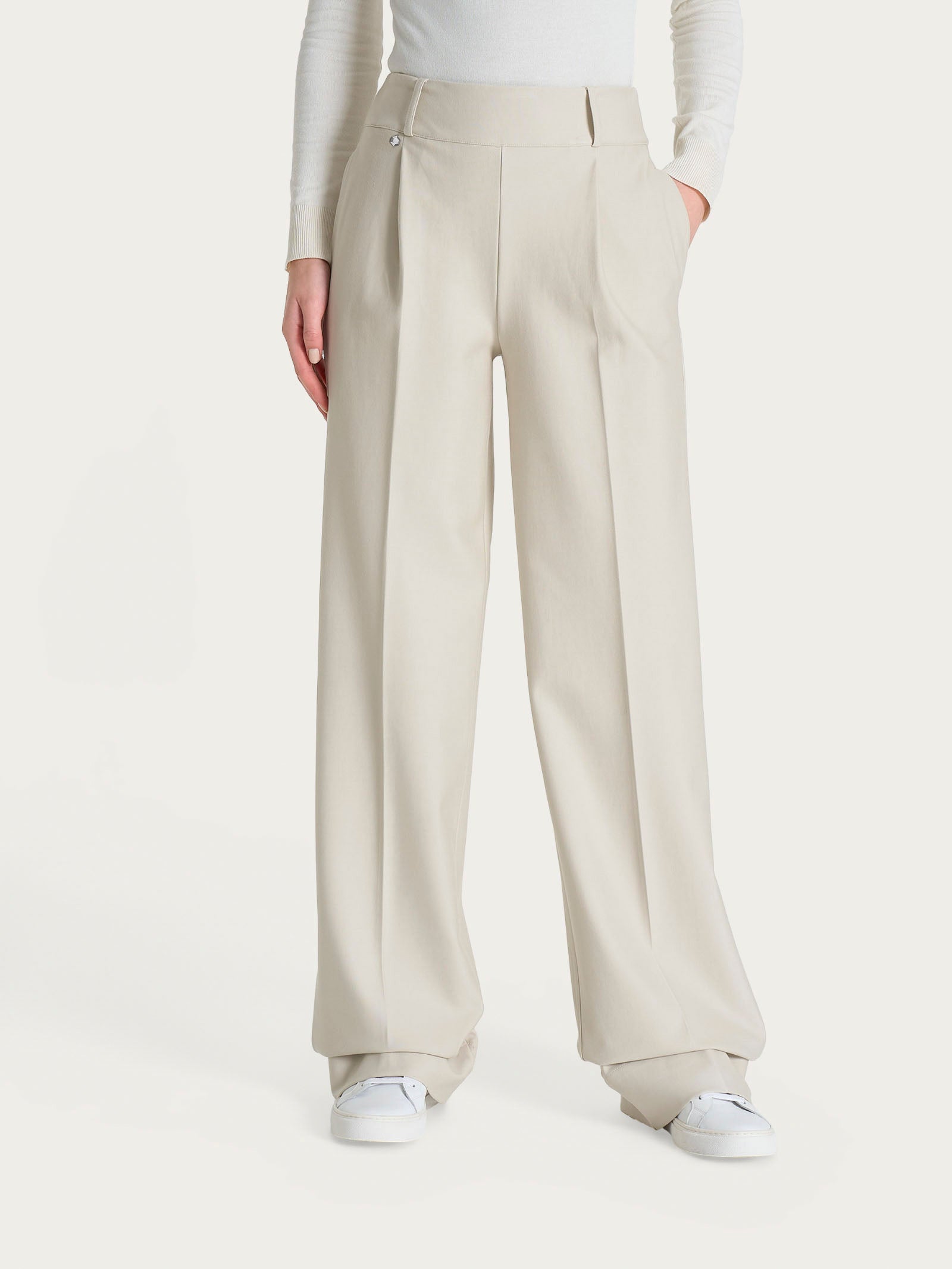 Pantalone ampio con tasche e pinces in Compact  Bianchi Donna - Ragno