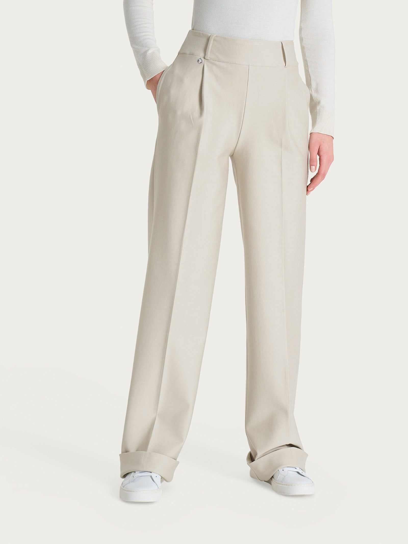 Pantalone ampio con tasche e pinces in Compact  Bianchi Donna - Ragno