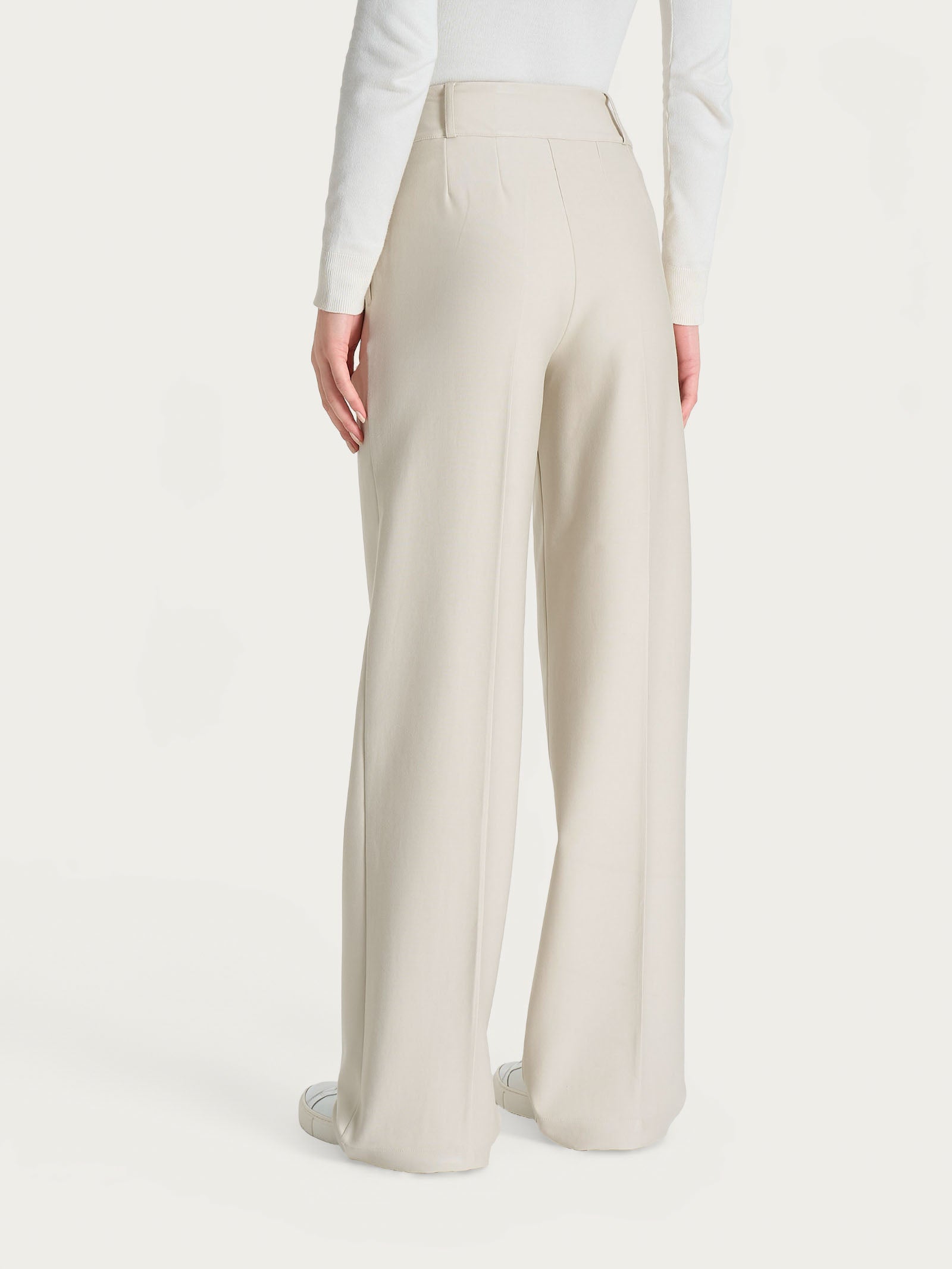 Pantalone ampio con tasche e pinces in Compact  Bianchi Donna - Ragno
