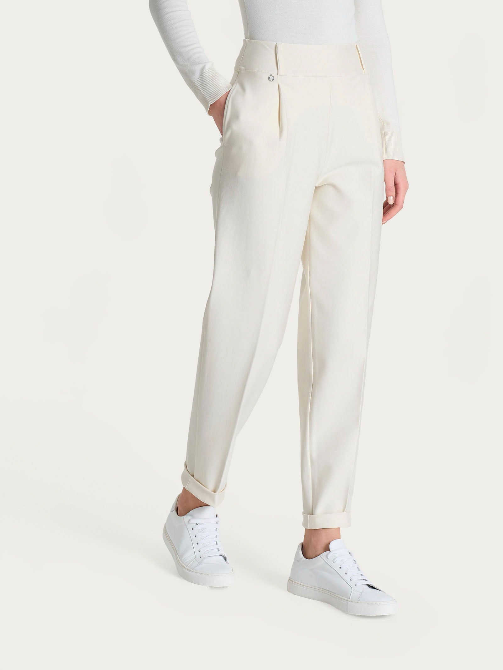 Pantalone a carota con tasche e pinces in Compact Bianchi Donna - Ragno