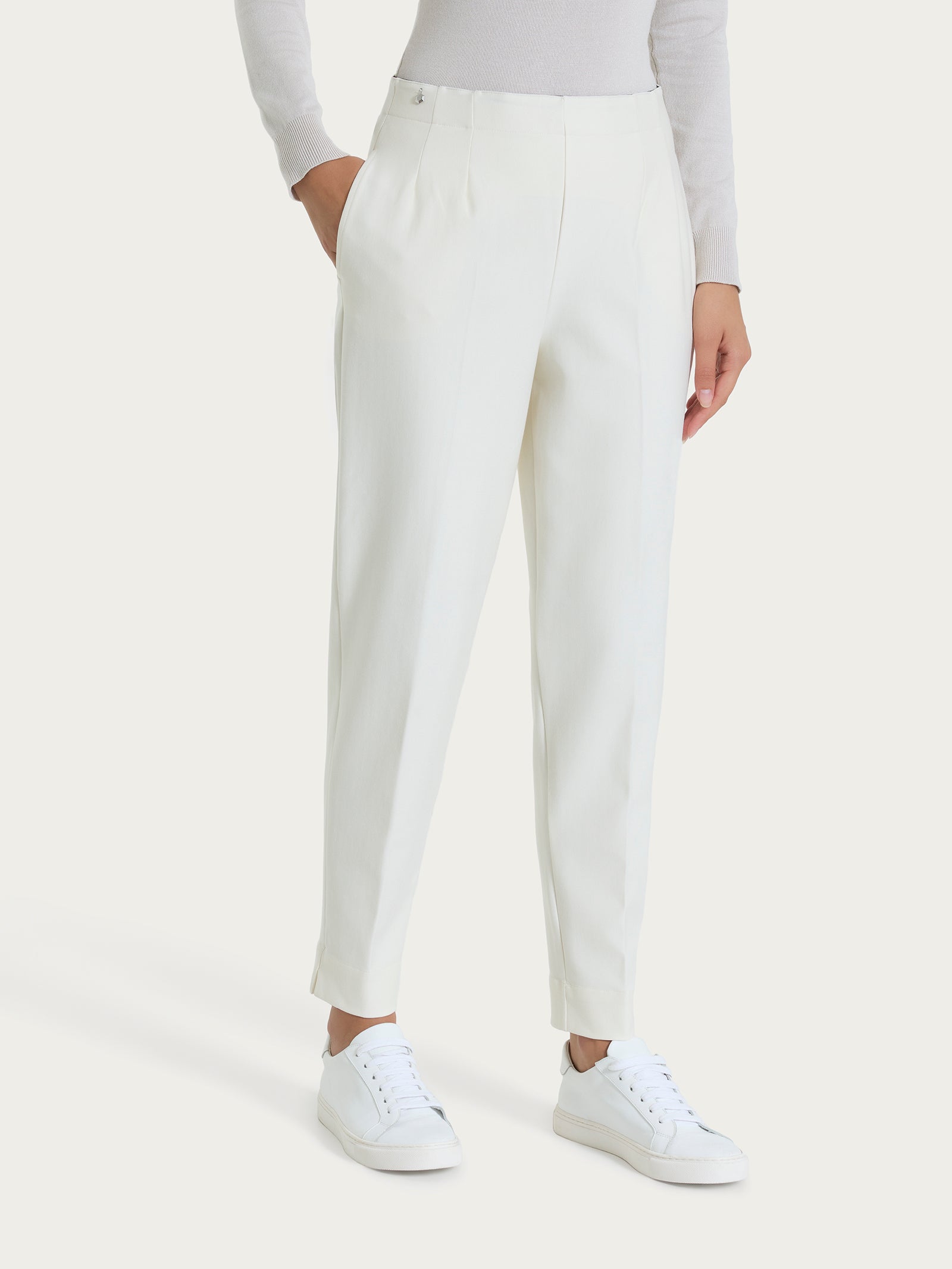 Pantalone a carota con tasche in tessuto Compact Bianchi Donna - Ragno