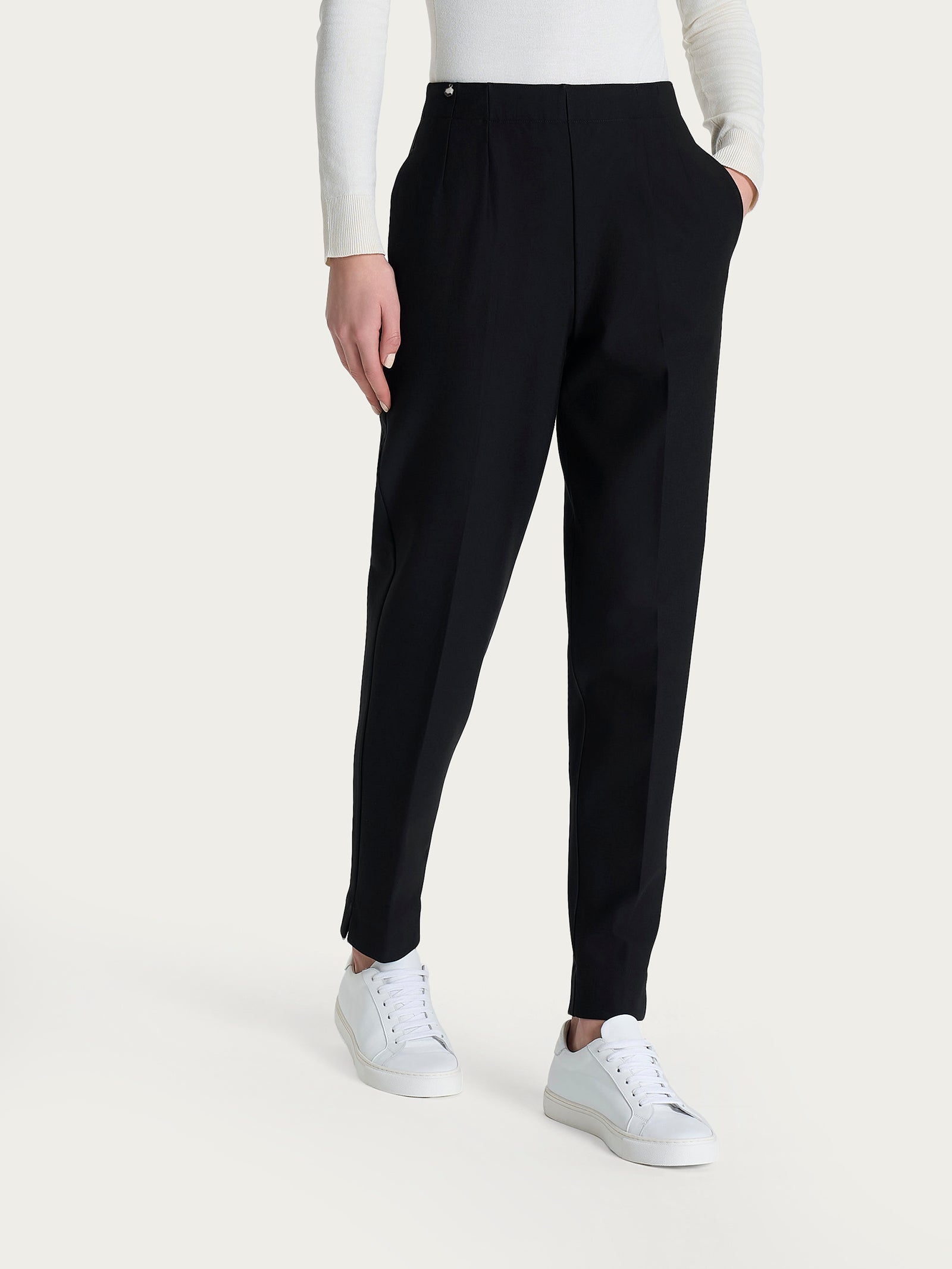 Pantalone a carota con tasche in tessuto Compact Neri Donna - Ragno