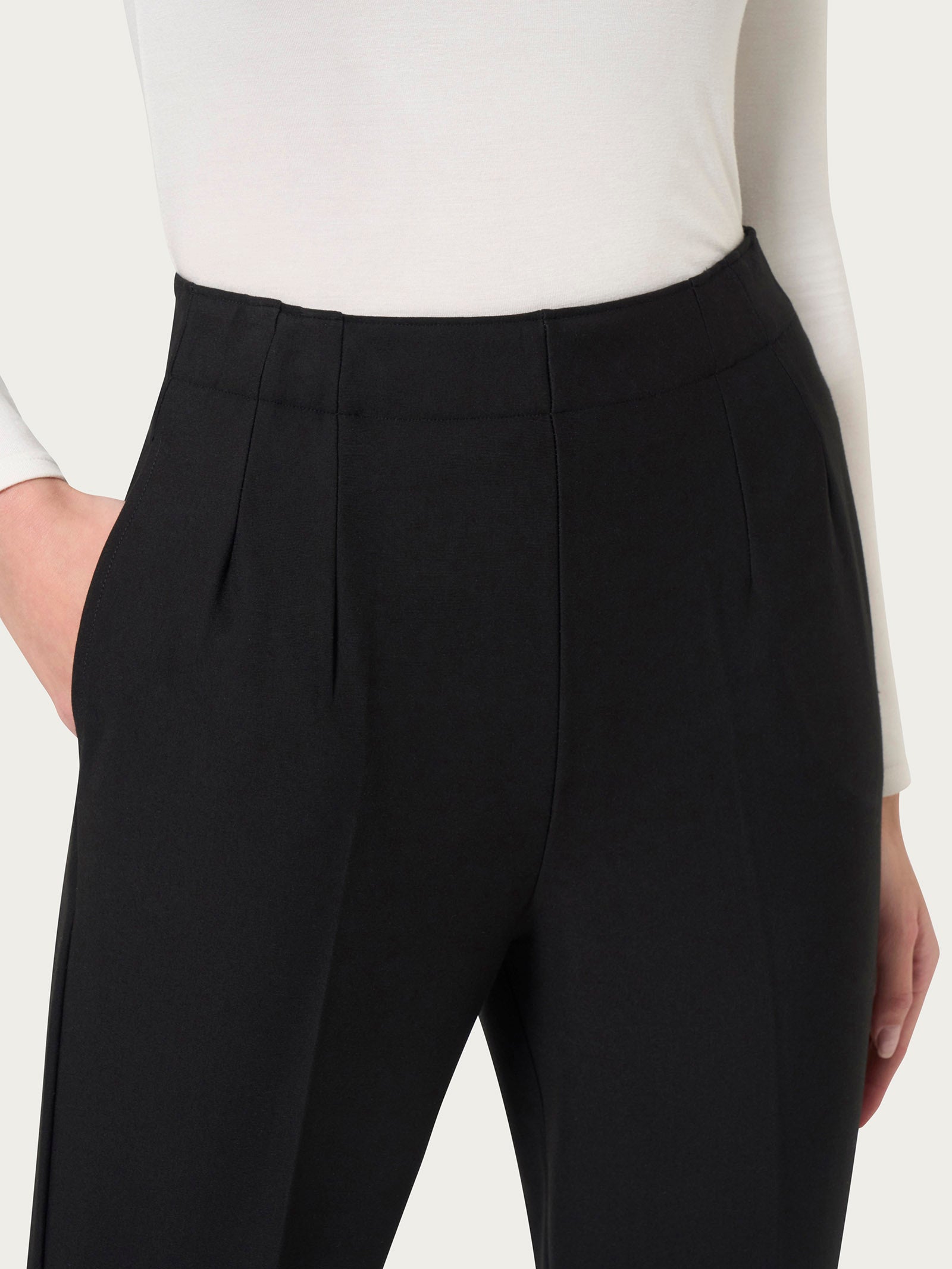 Pantalone a carota con tasche in tessuto Compact -  - Ragno