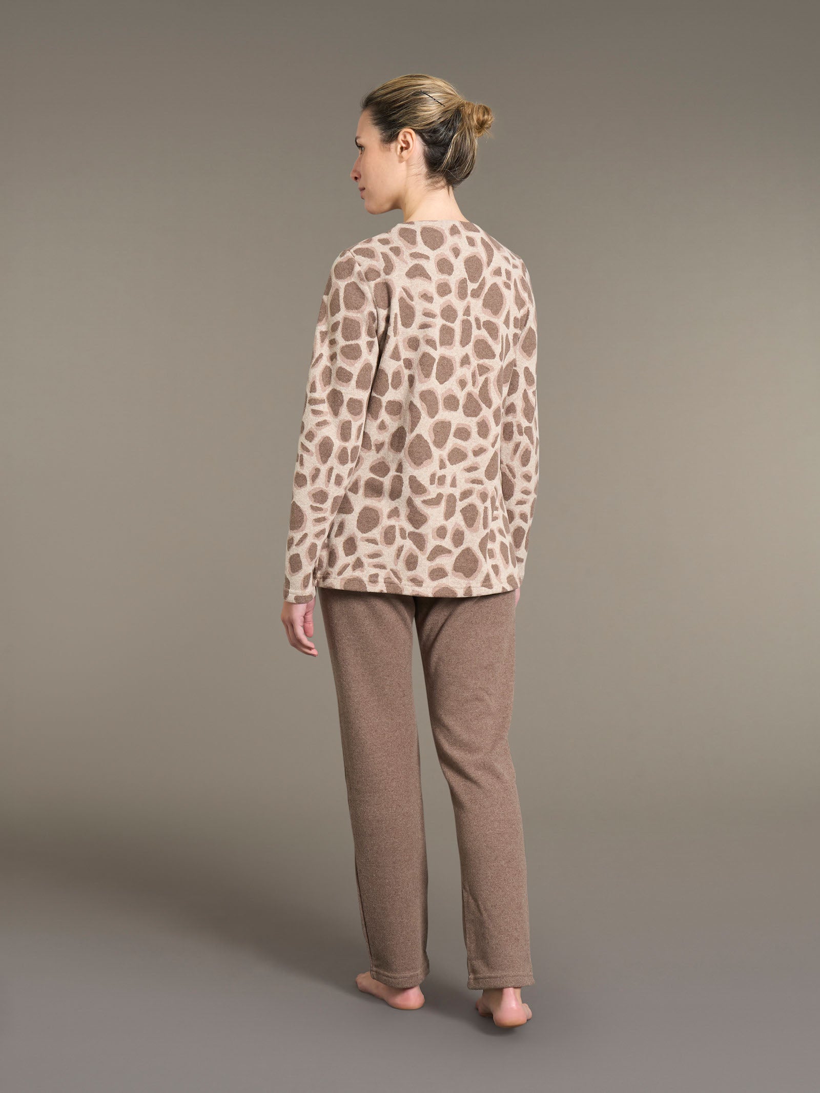 Pigiama aperto con fantasia animalier in cotton eco pile -  - Ragno