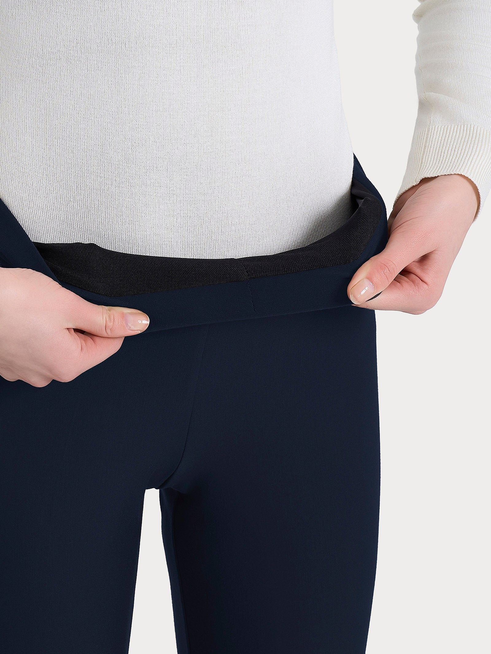 Pantalone modellante dritto con tasche in Compact Blu Donna - Ragno