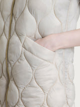 Bianco Women's Onion Quilt Hooded Sleeveless Down Jacket - Ragno