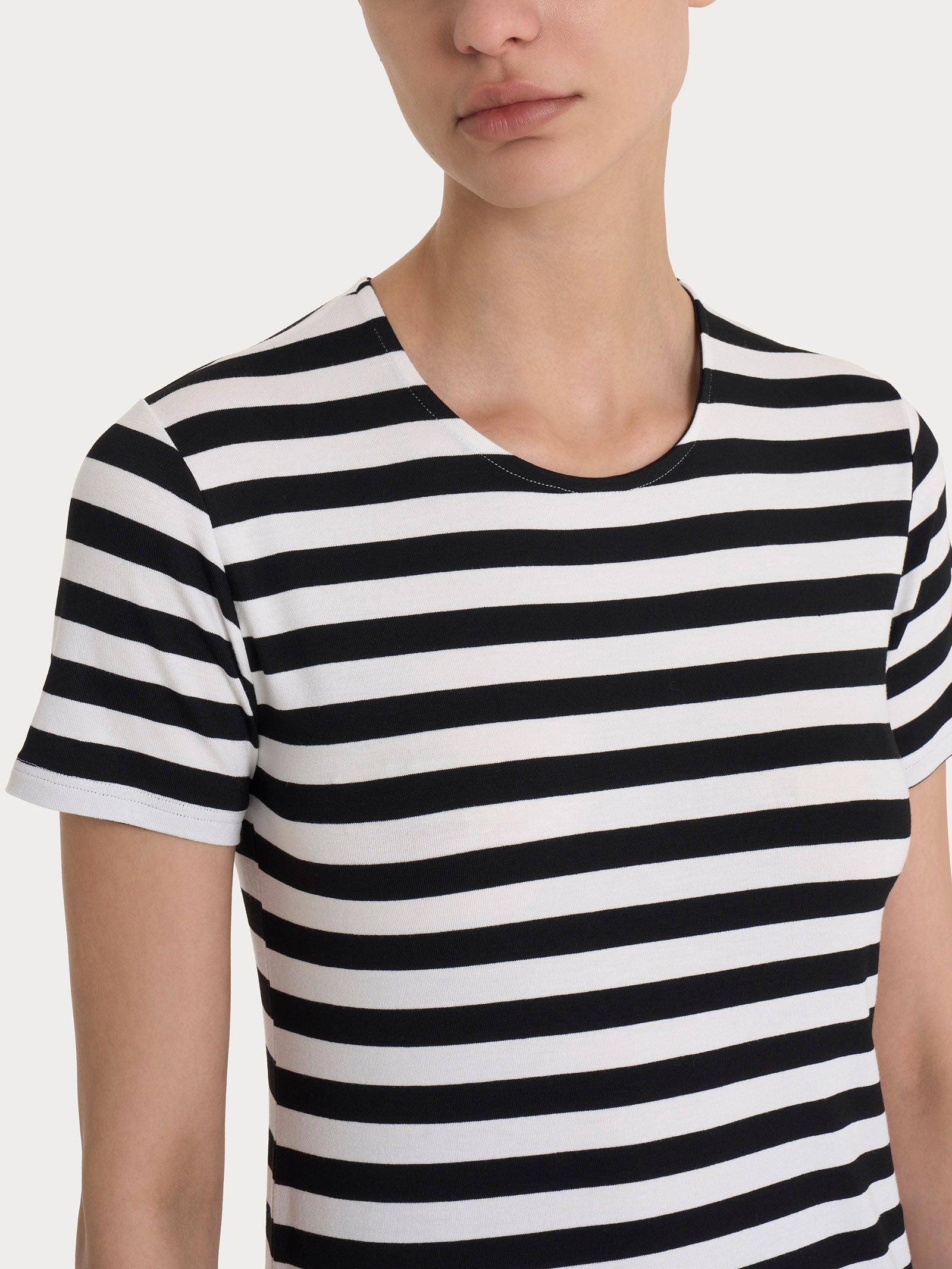 Maglietta con stripes e maniche corte in Viscosa Summer Neri Donna - Ragno