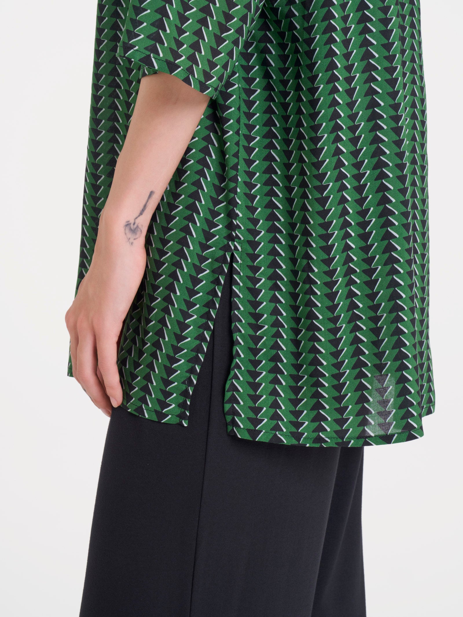 Blusa lunga con manica 3/4 in Ecoseta Verdi Donna - Ragno