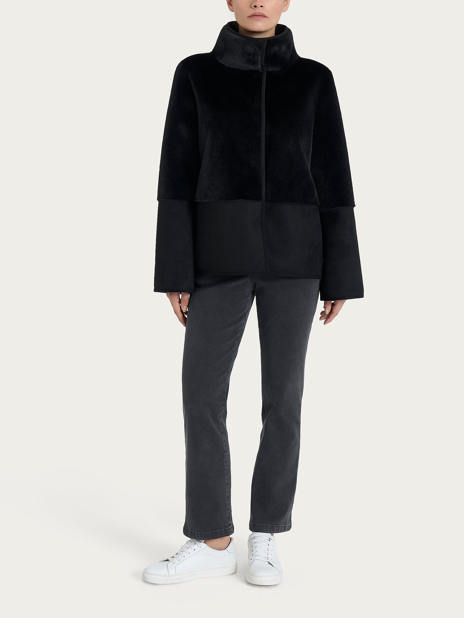 Giacca corta con collo alto double-face in Vegan Shearling  Neri Donna - Ragno